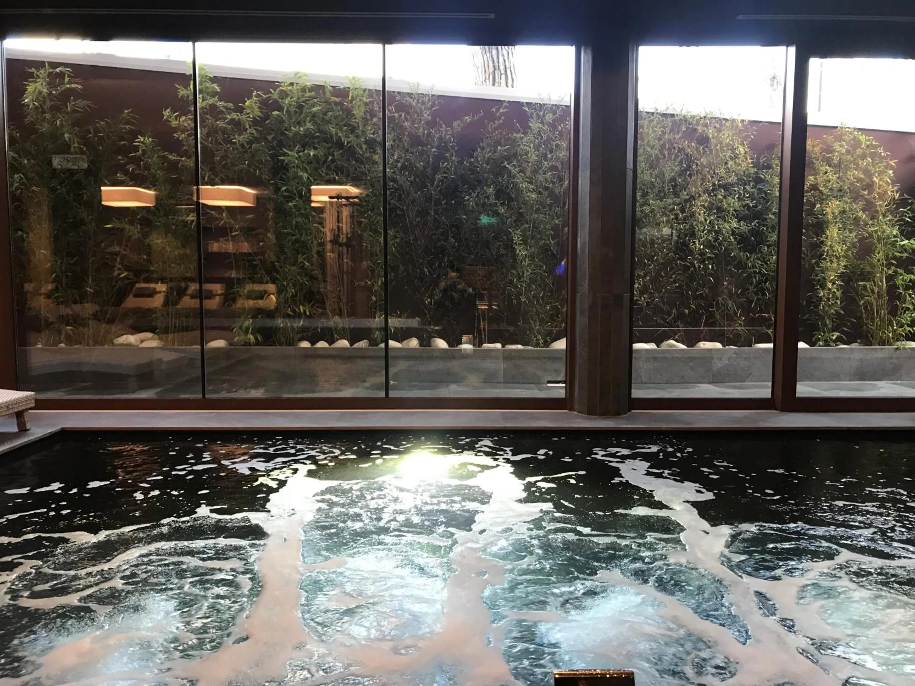 Hot Tub in Hotel Leonardo Da Vinci Wellness SPA