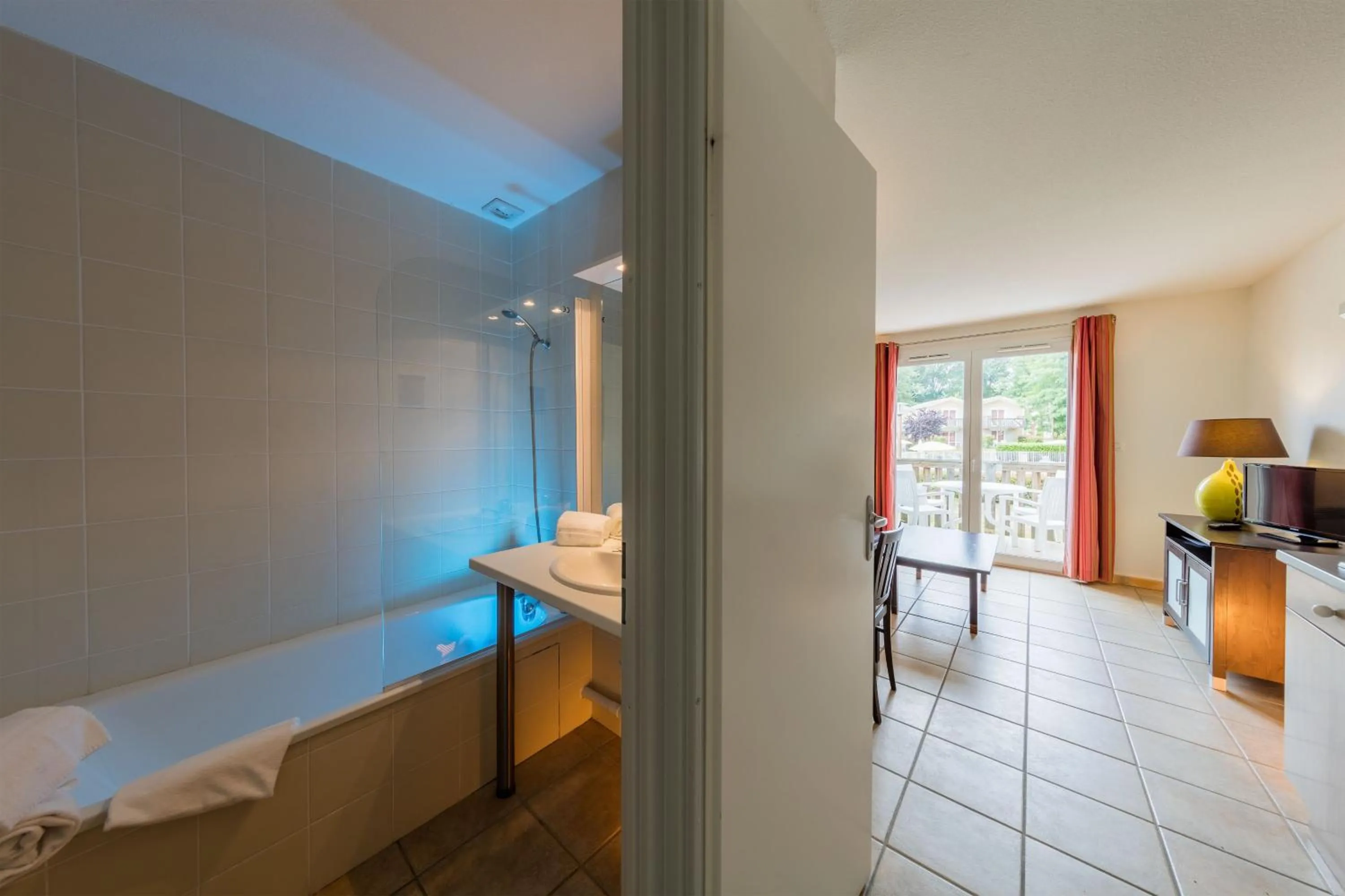 Toilet in Vacancéole - Le Domaine du Golf d'Albret