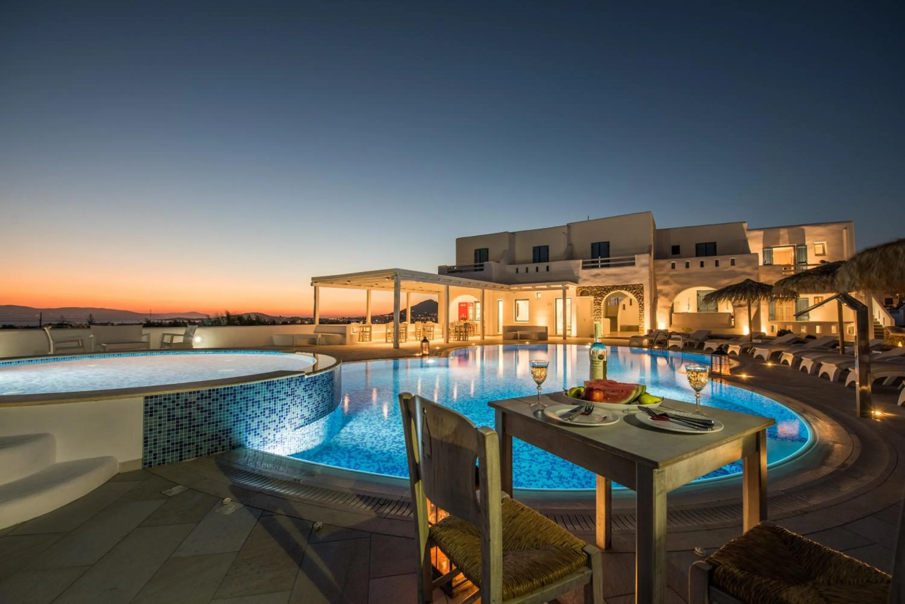 Food and drinks in Cycladic Islands Hotel & Spa