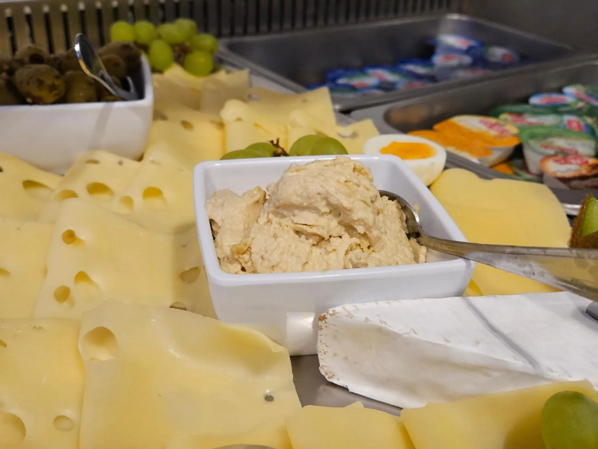 Buffet breakfast in Hotel Hirsch Günzburg