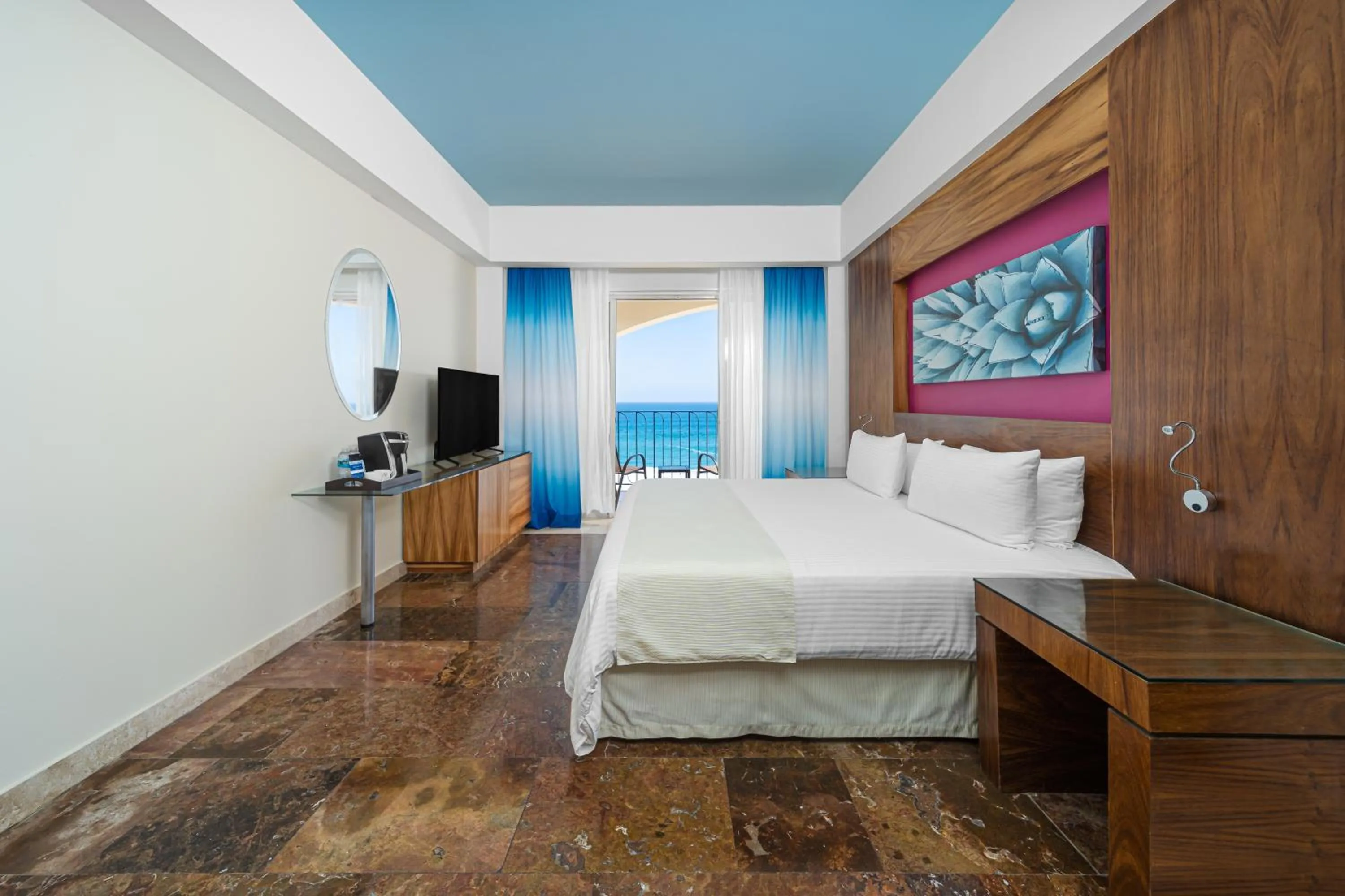 Bed in Krystal Grand Los Cabos - All Inclusive
