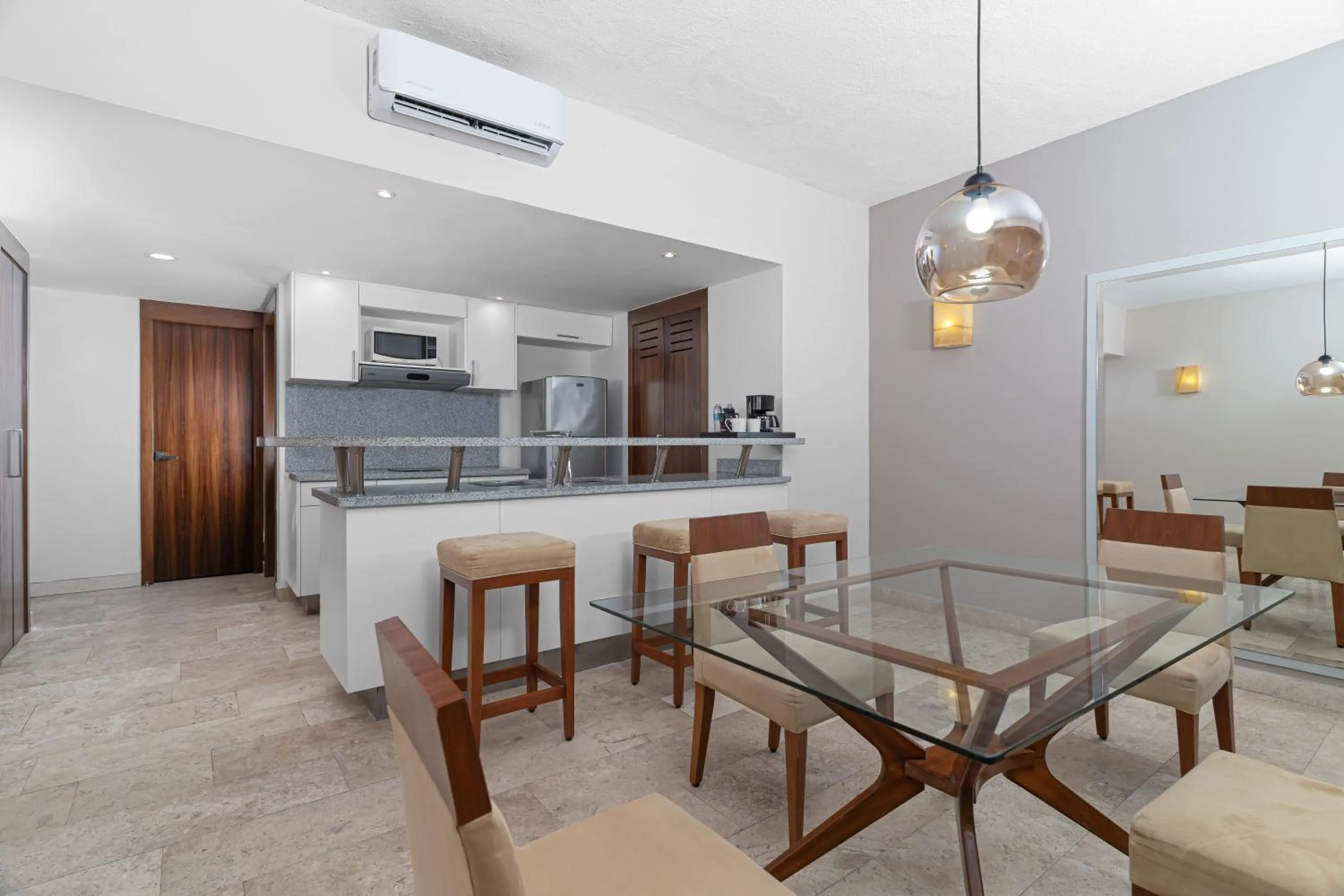 Photo of the whole room in Krystal Grand Los Cabos - All Inclusive