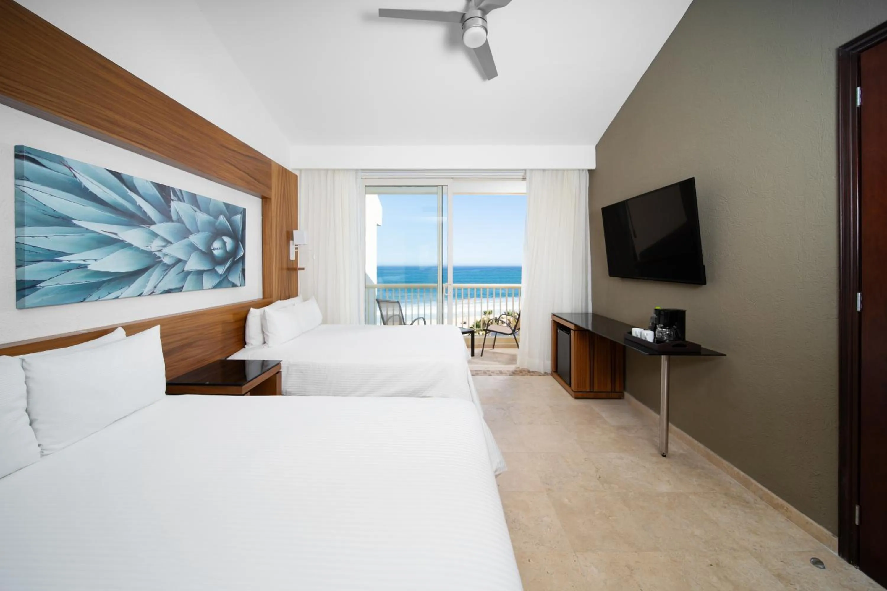 Bed in Krystal Grand Los Cabos - All Inclusive