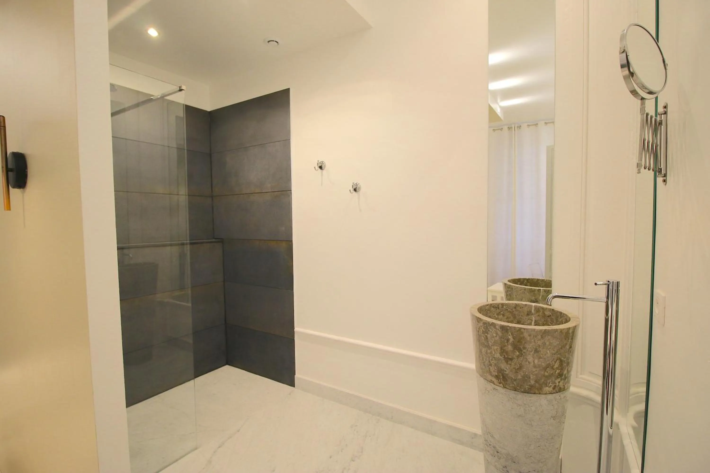 Shower in B&B Les chambres d'Aimé