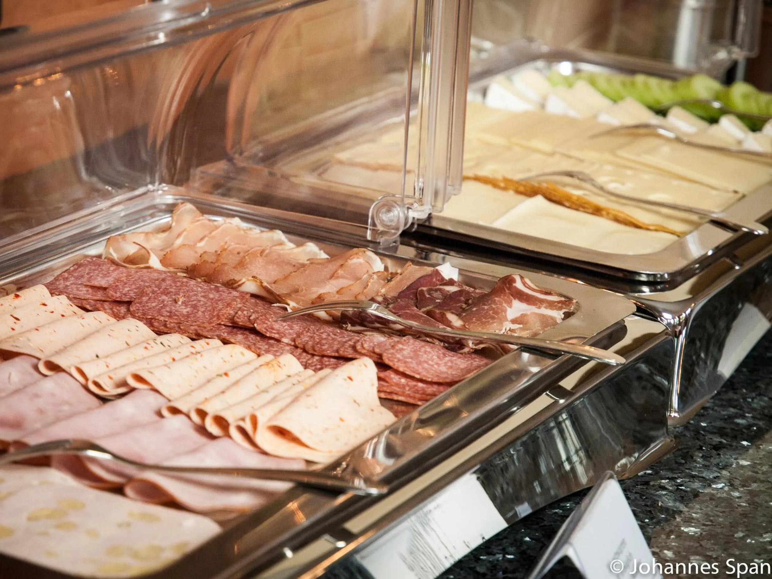 Buffet breakfast in Pension Handle