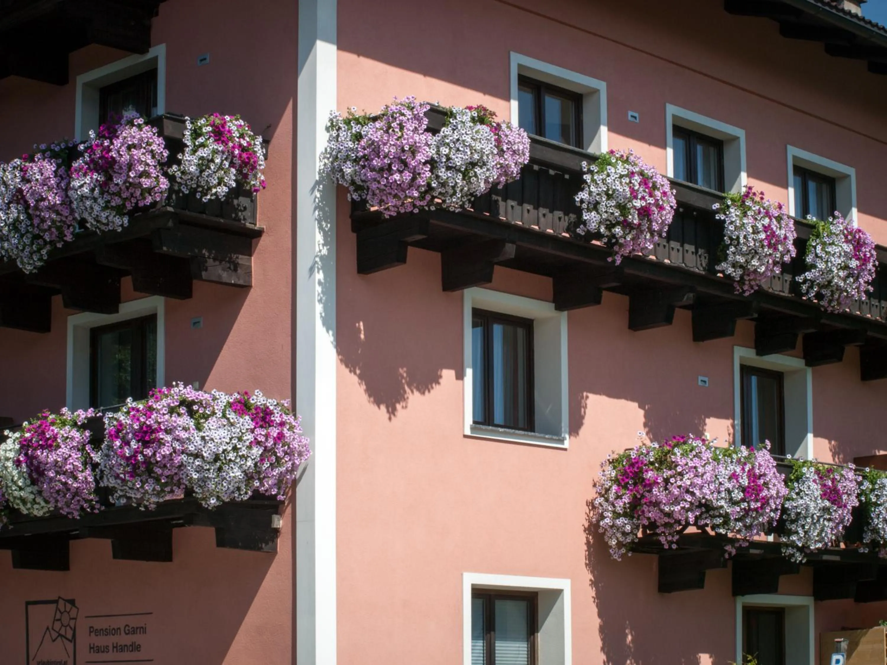 Property building in Pension Handle