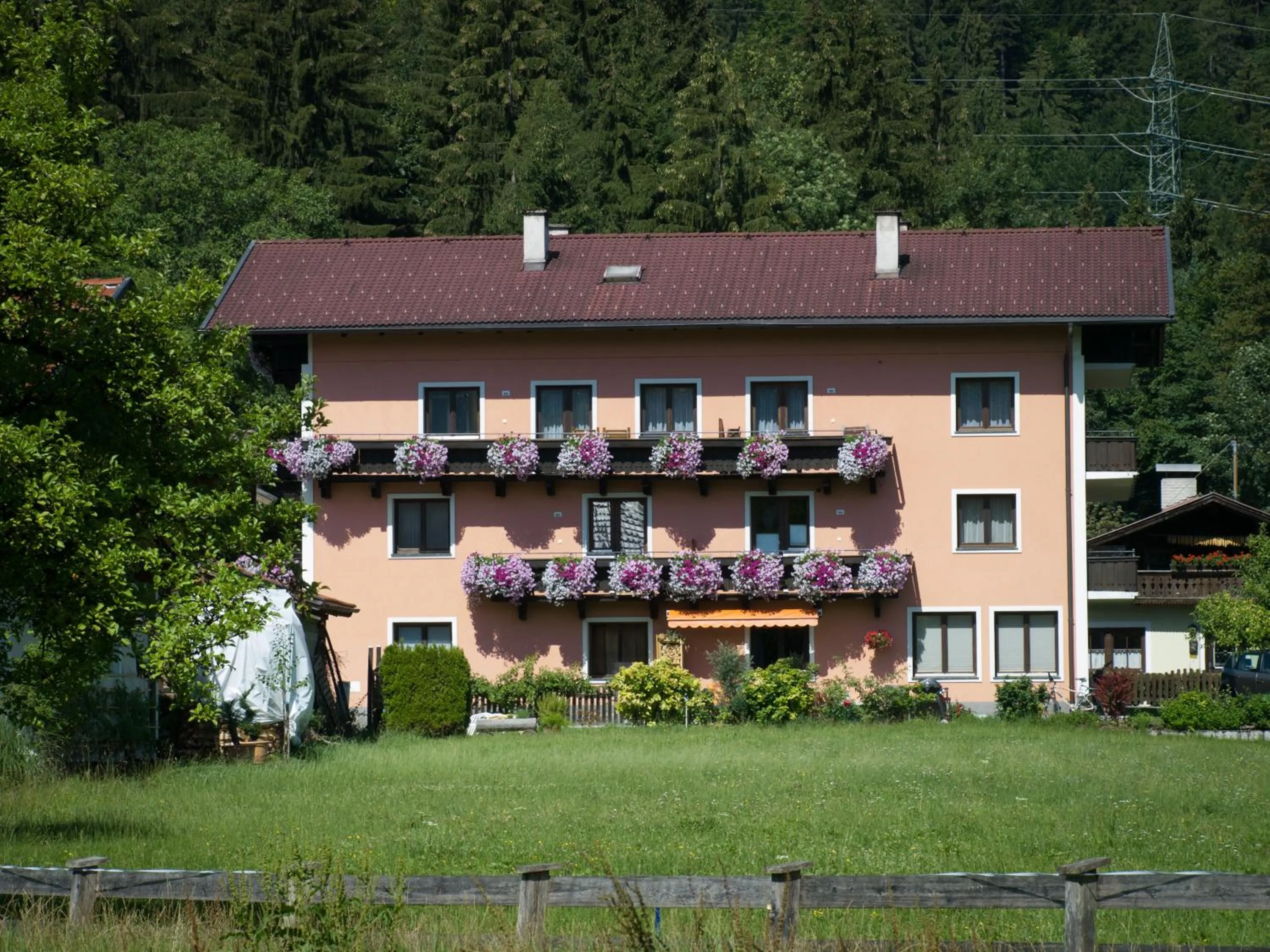 Property building in Pension Handle