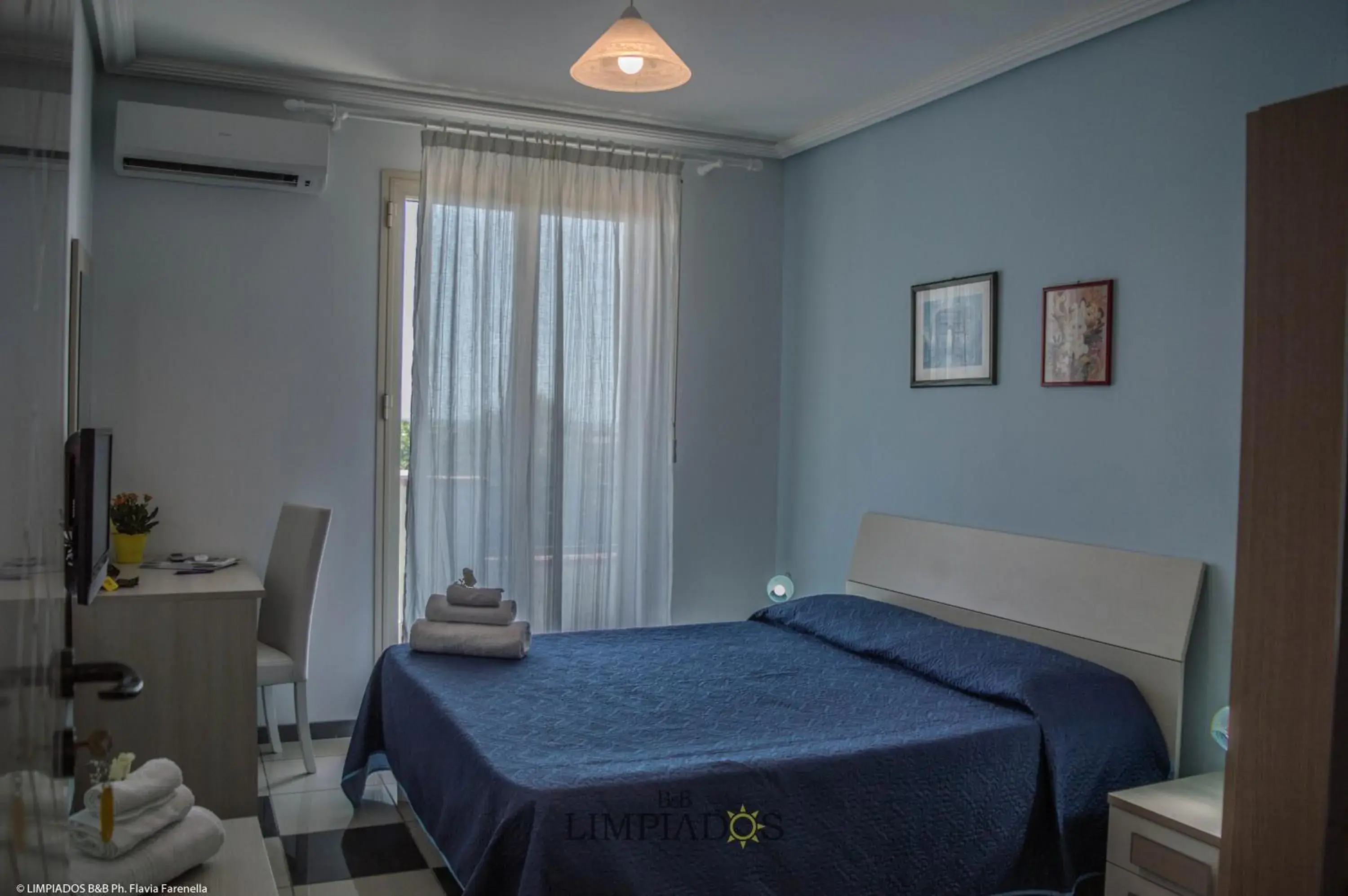 Double Room - single occupancy in Limpiados Bed & Breakfast Double Room - single occupancy in Limpiados Bed & Breakfast