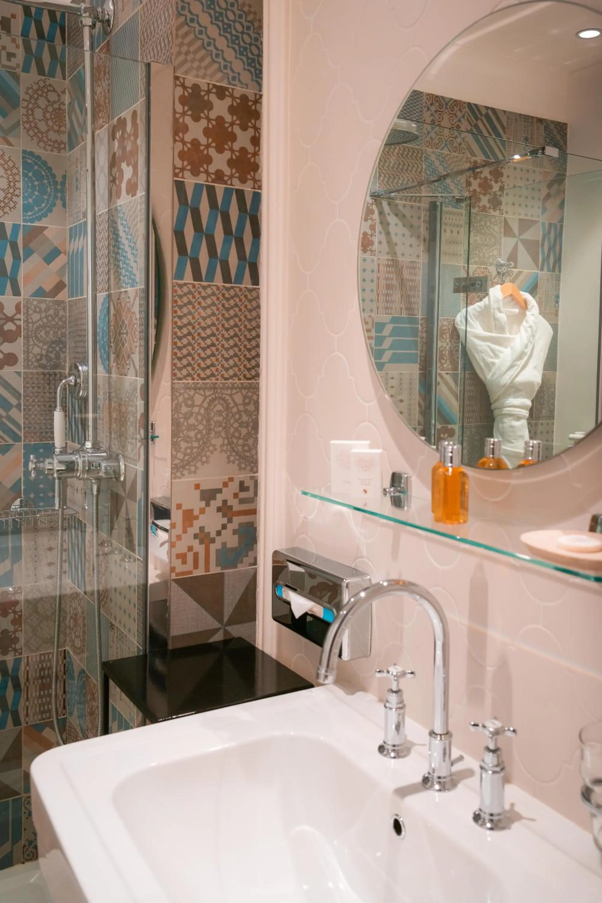 Bathroom in Ermitage de l'Oasis & Spa - Cannes Mandelieu