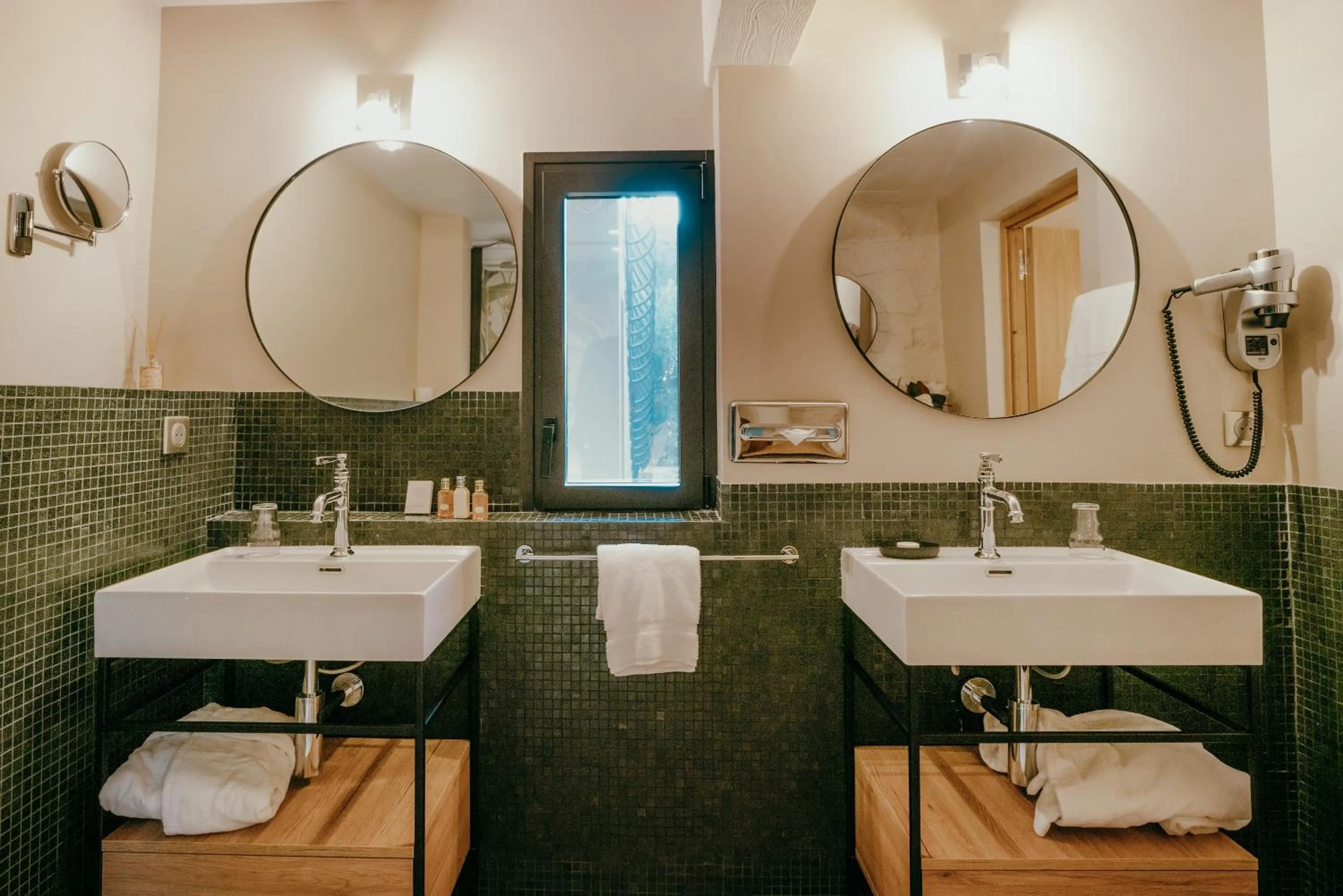 Bathroom in Ermitage de l'Oasis & Spa - Cannes Mandelieu