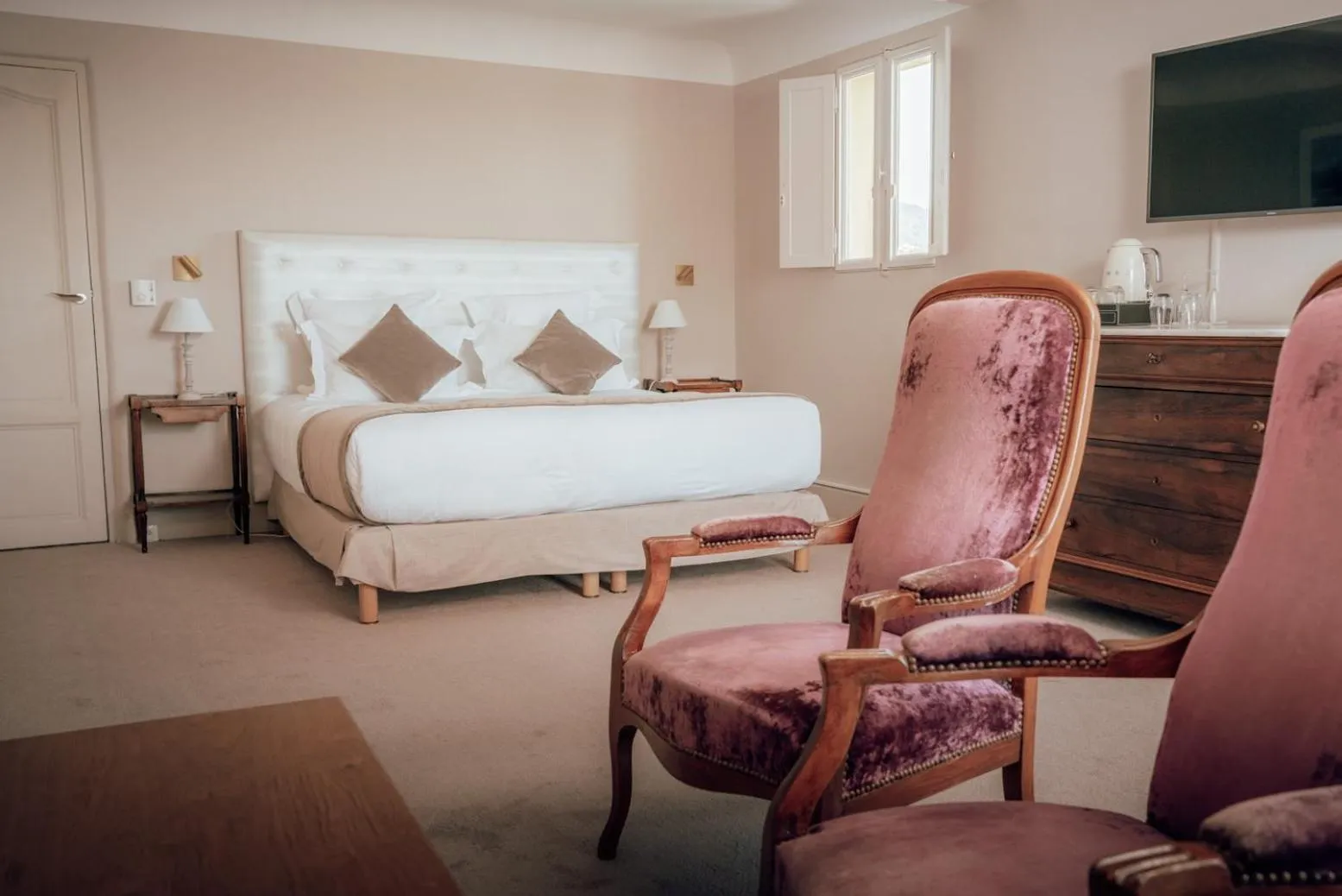 Bed in Ermitage de l'Oasis & Spa - Cannes Mandelieu