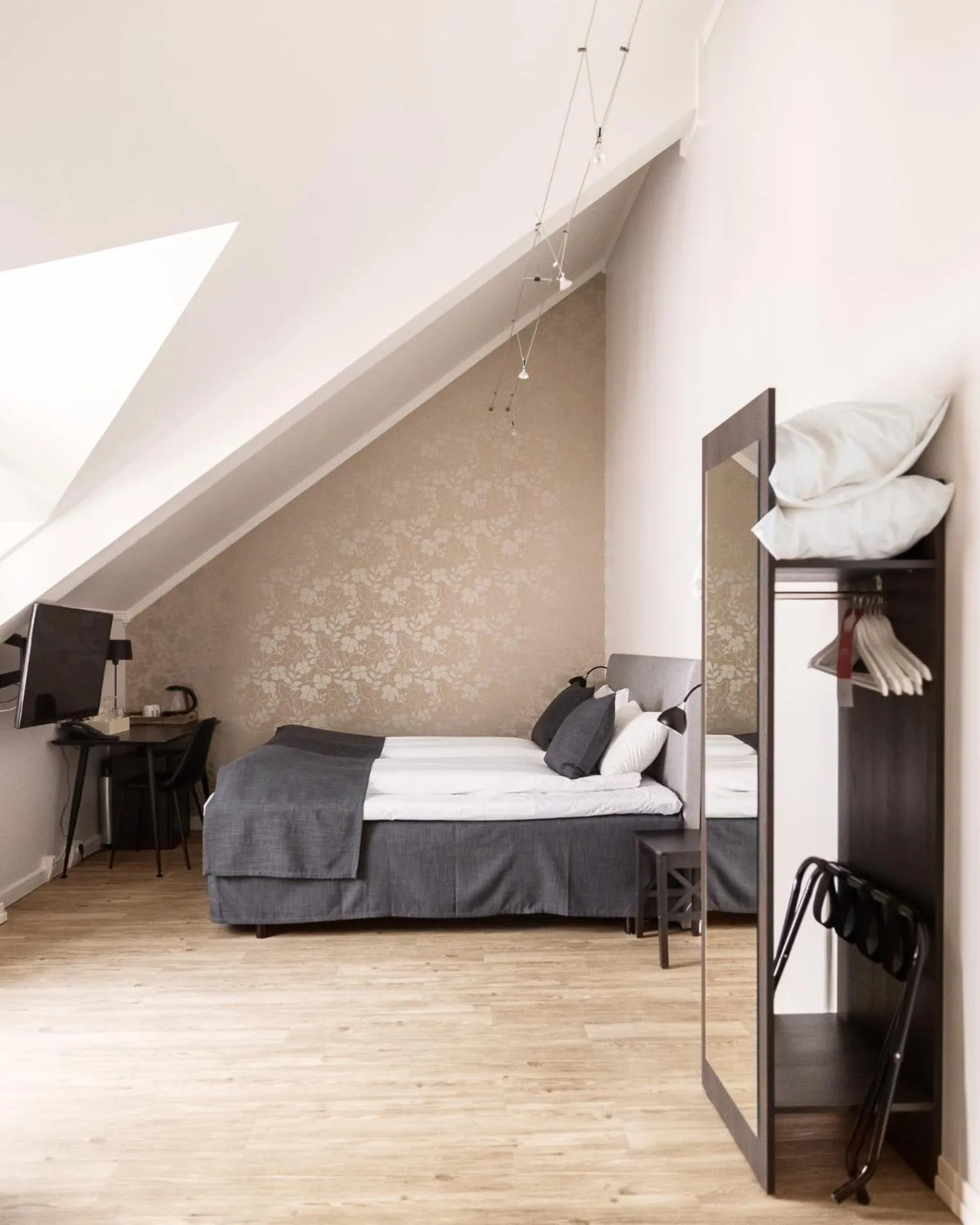 Bed in Fru Haugans Hotel