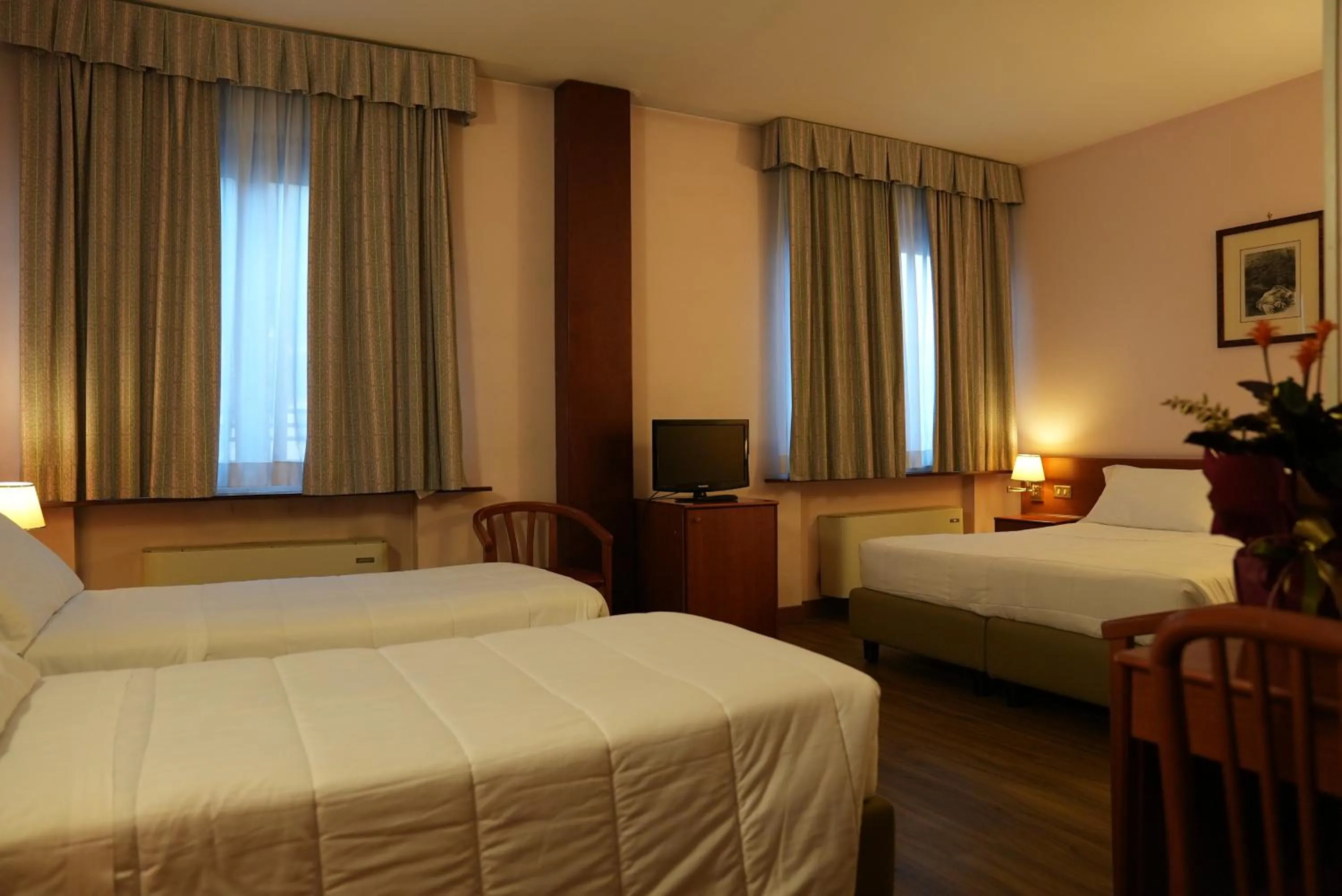 Bedroom, Bed in Hotel Albatros