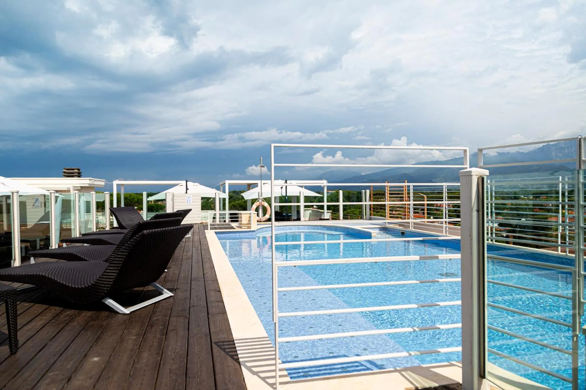 Swimming pool in Zen Hotel Versilia