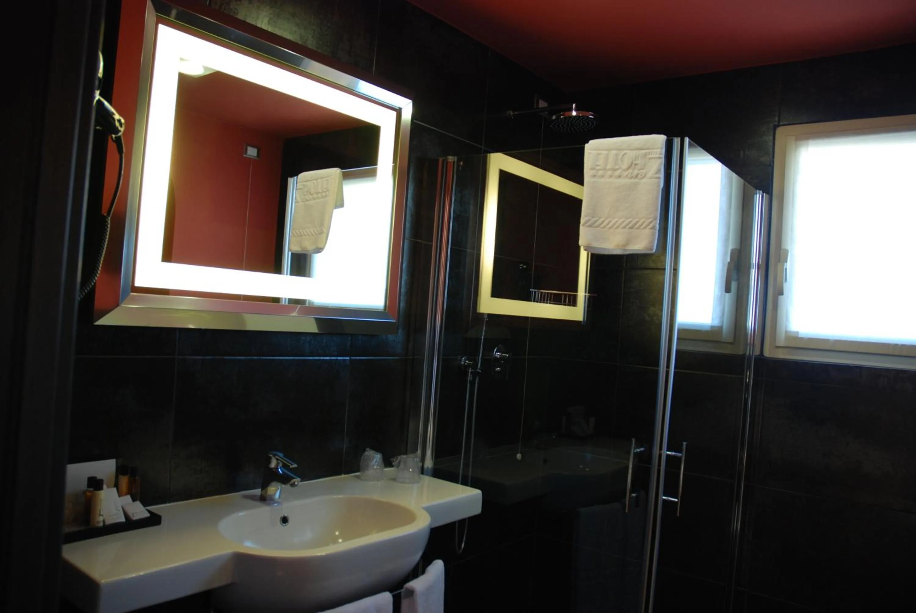 Bathroom in Zen Hotel Versilia