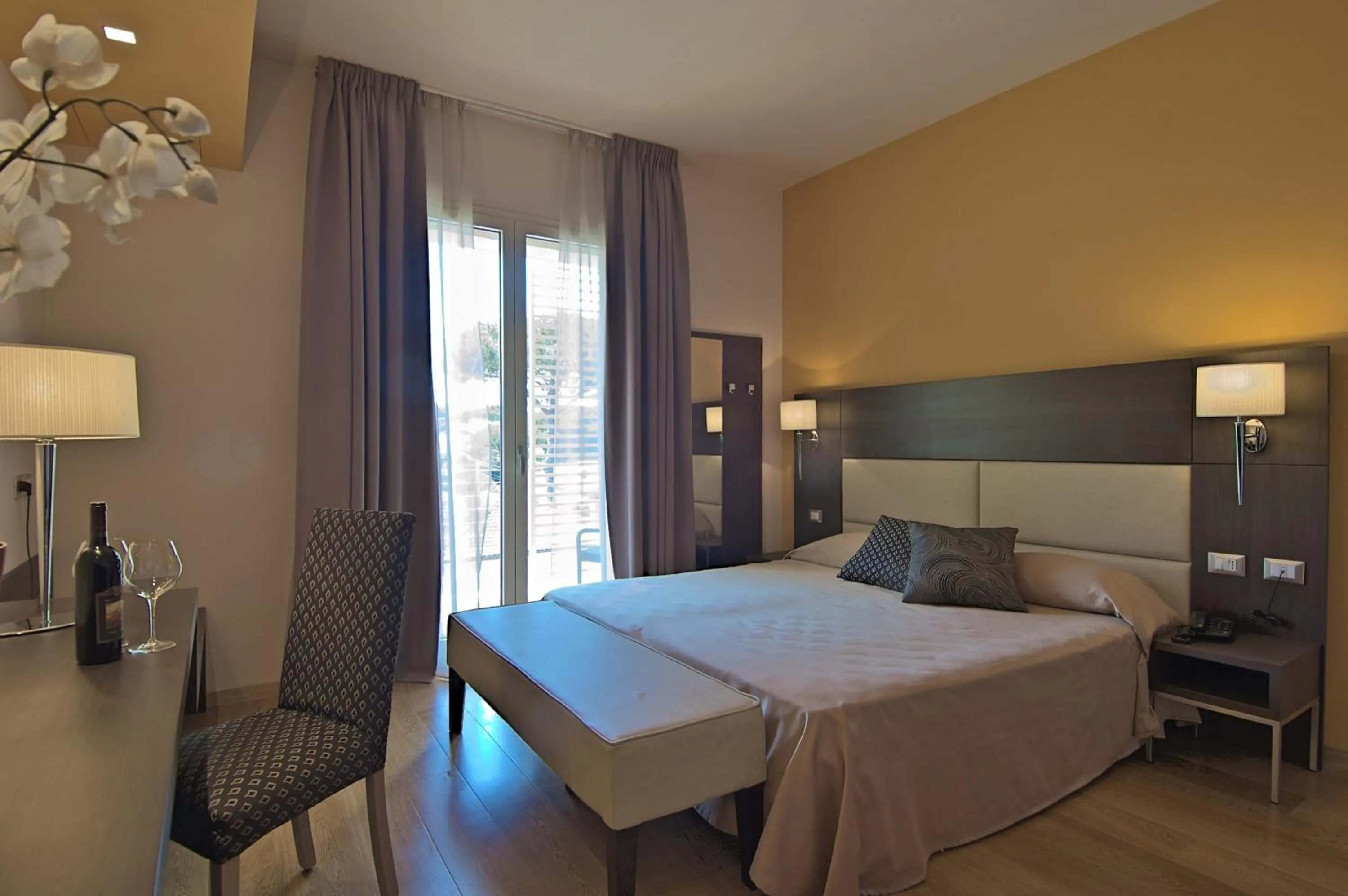 Photo of the whole room, Bed in Zen Hotel Versilia