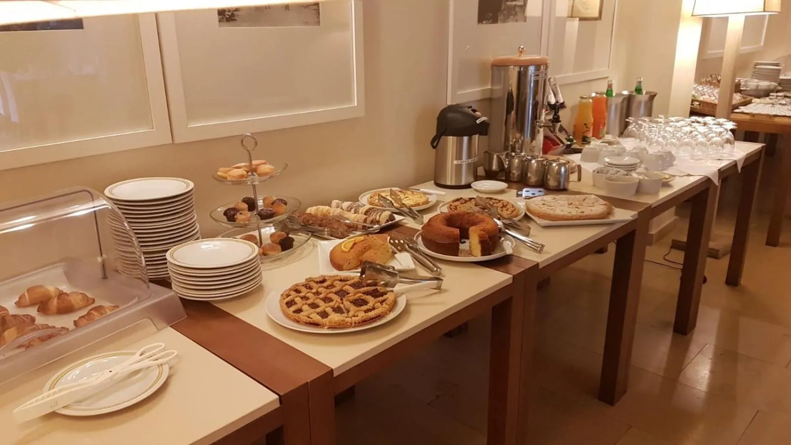 Food and drinks in Villa Martini