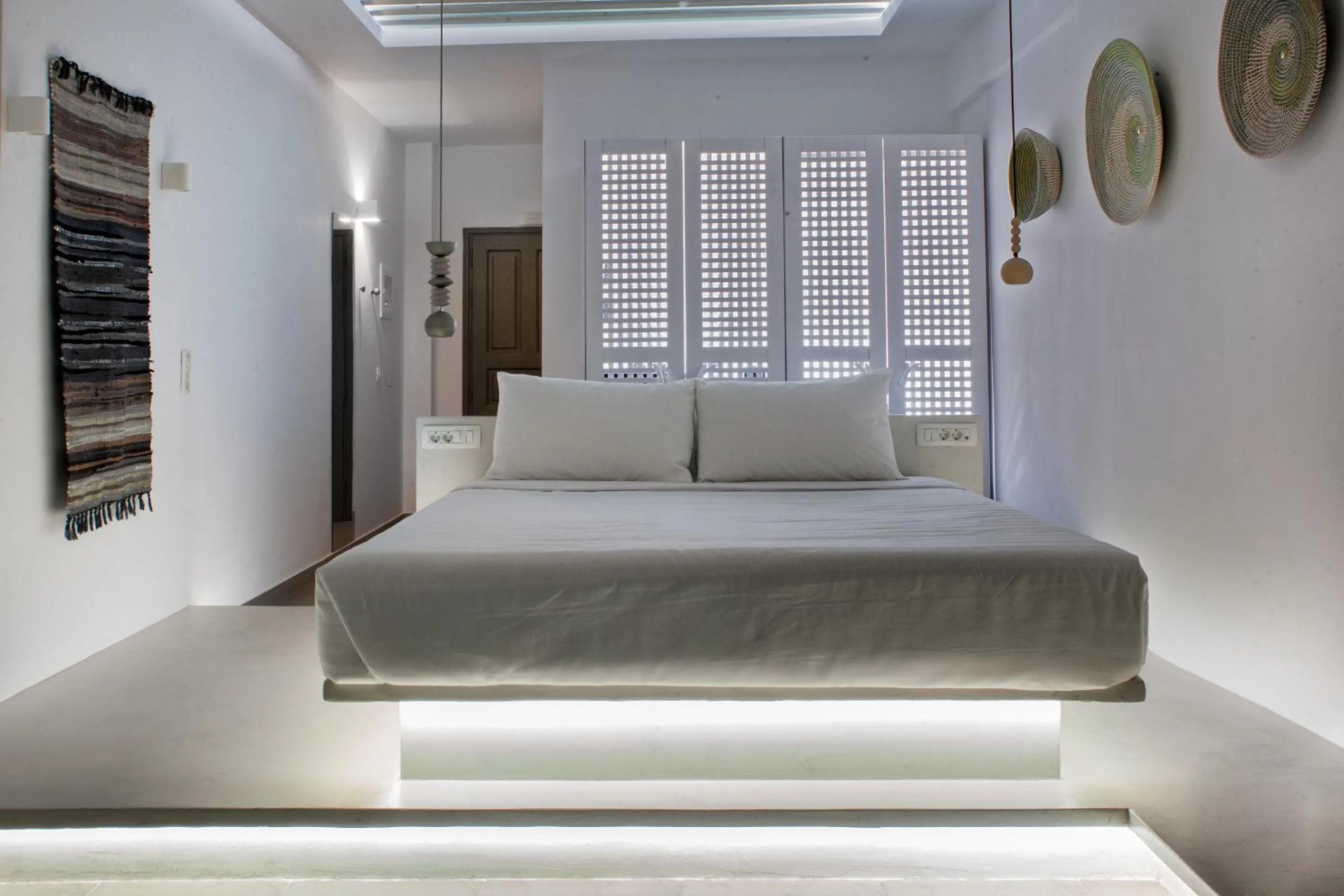 Bedroom, Bed in Amity Suites - Adults Only