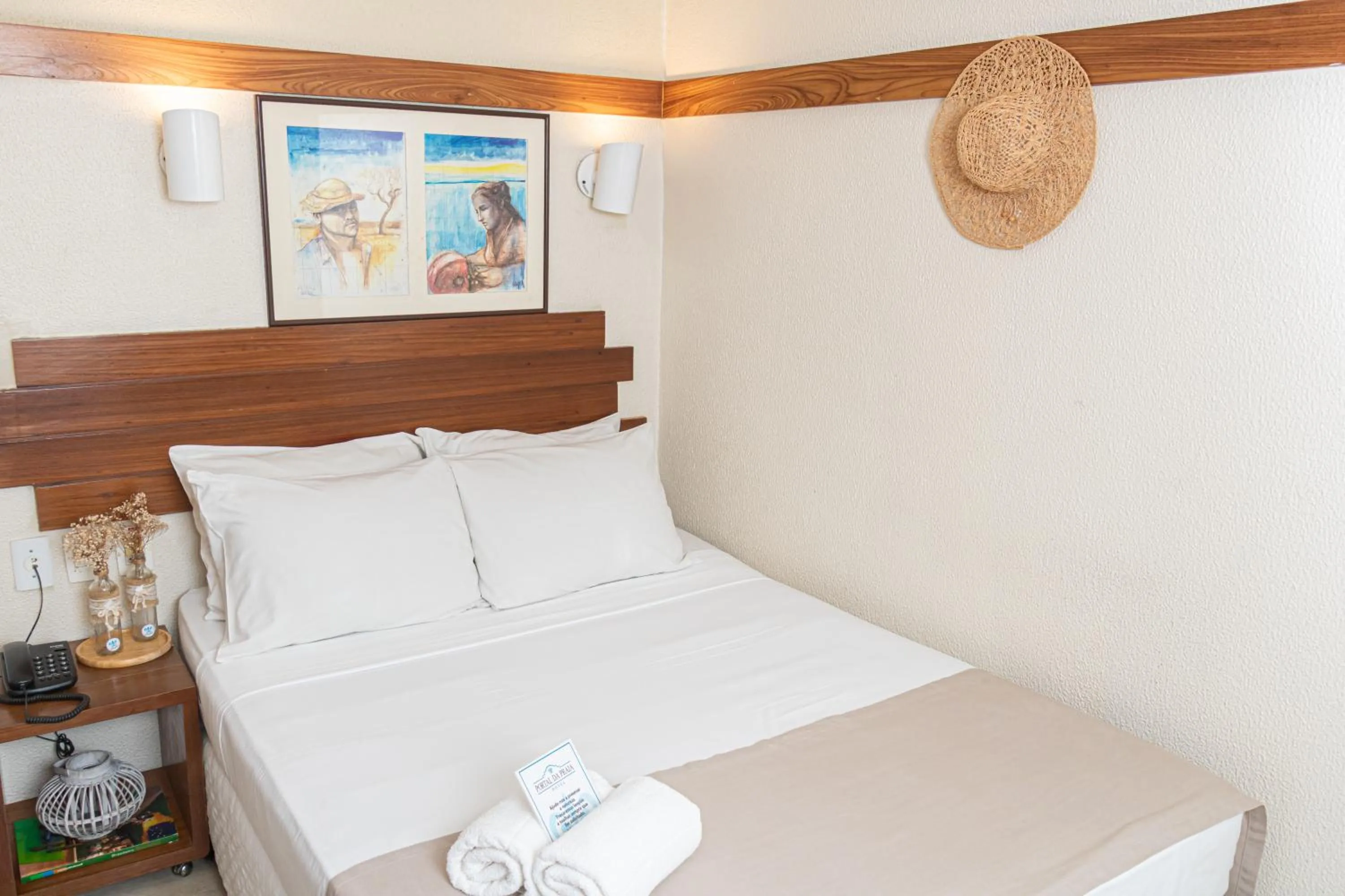 Bedroom, Bed in Portal Da Praia Hotel