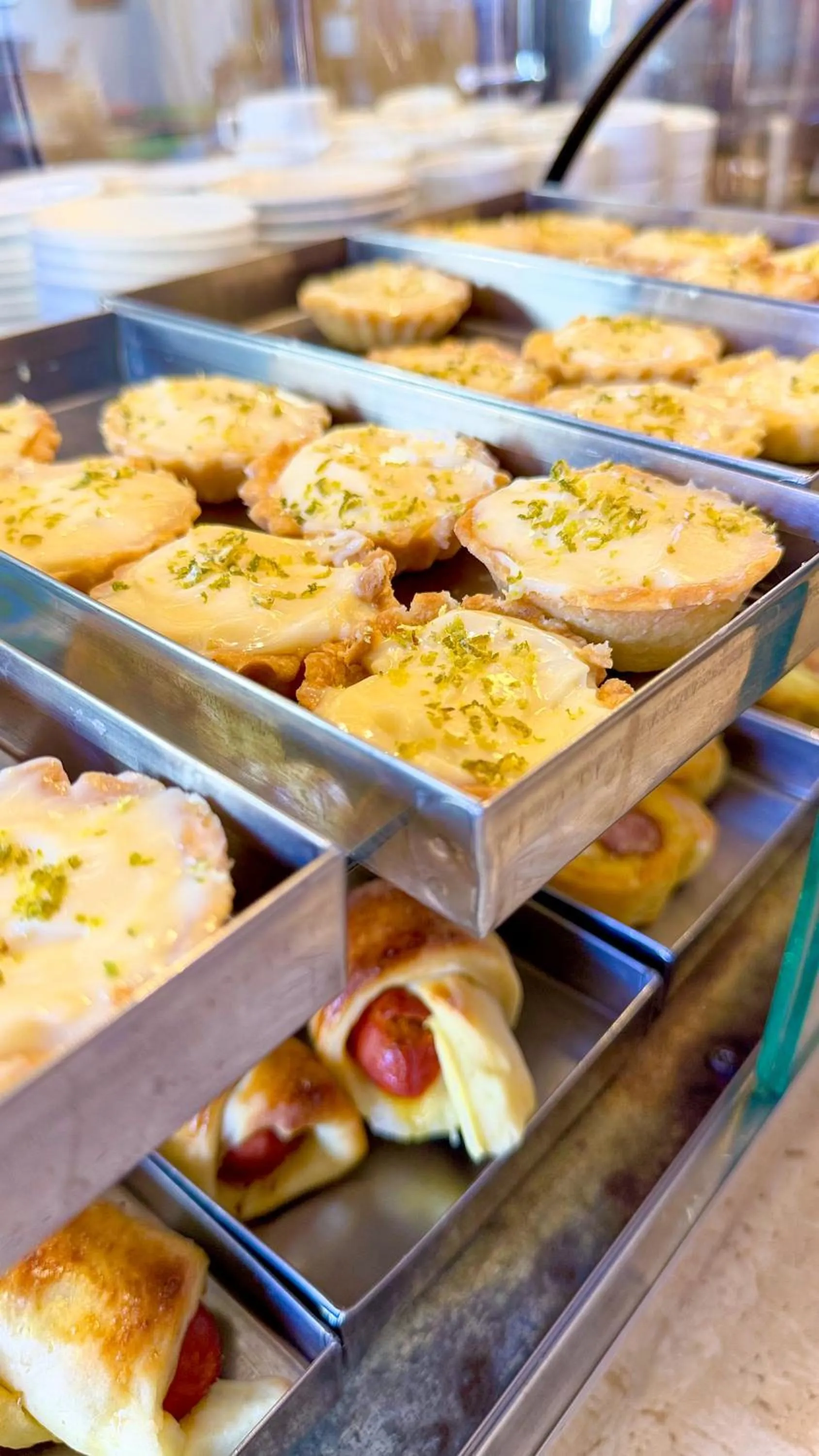 Breakfast in Portal Da Praia Hotel