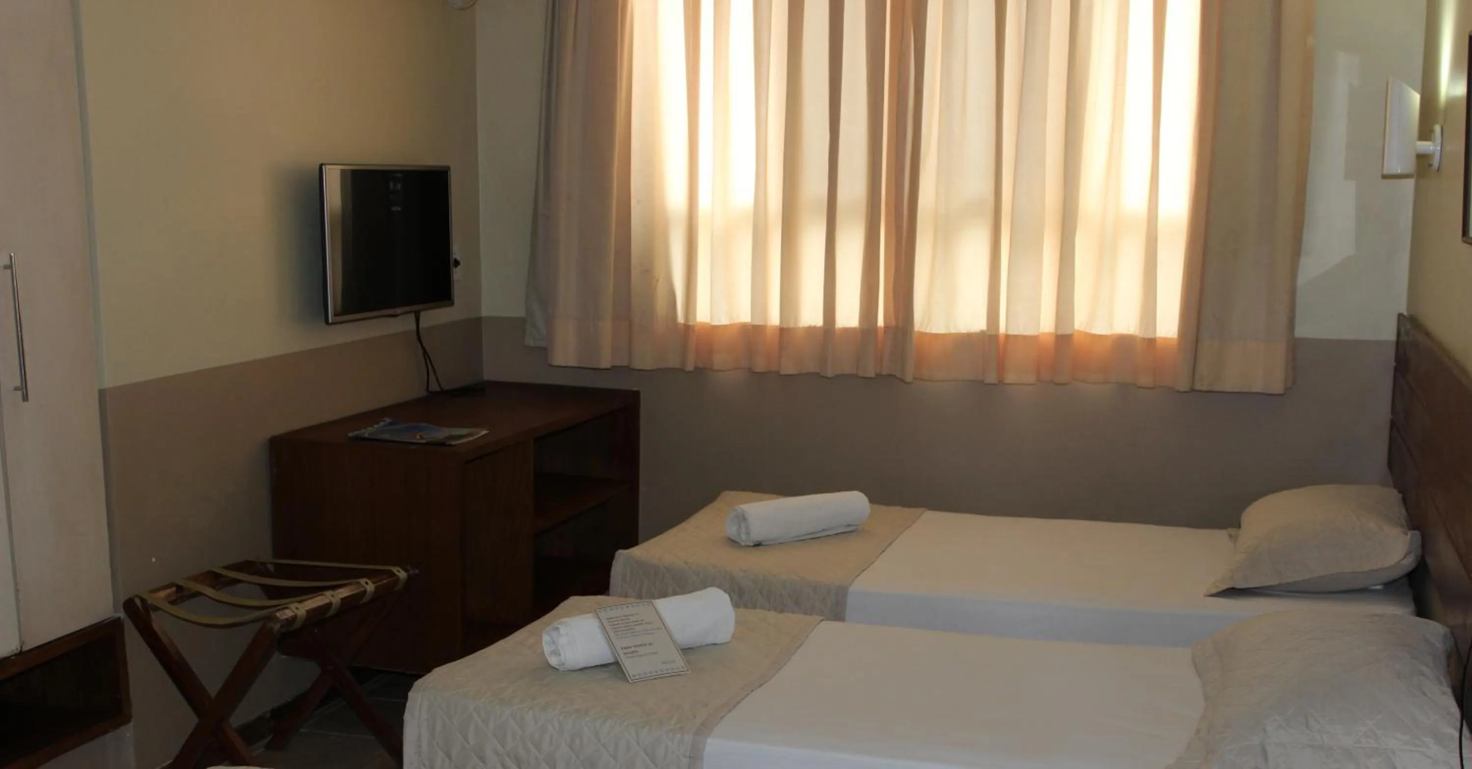 TV and multimedia, Bed in Portal Da Praia Hotel