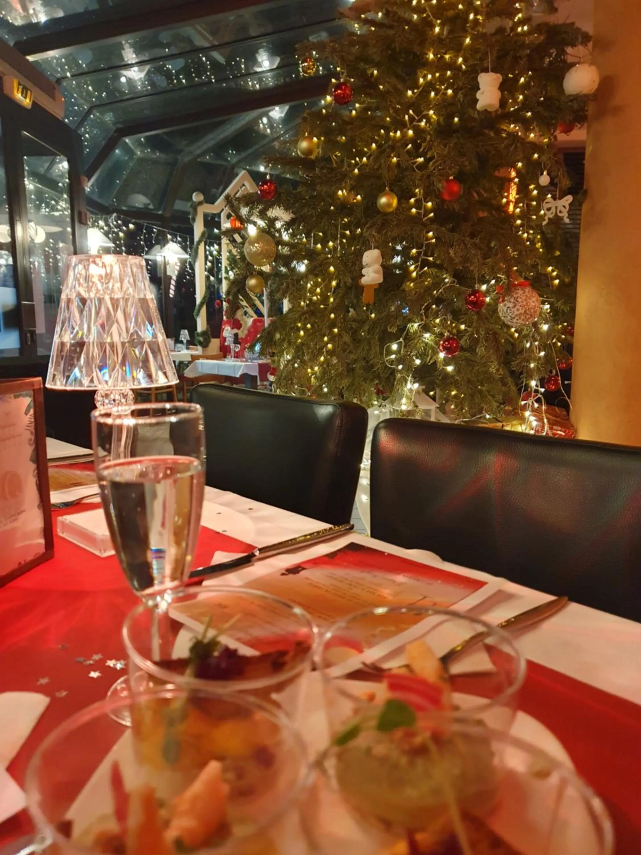 Restaurant/places to eat in Hôtel Le Phare