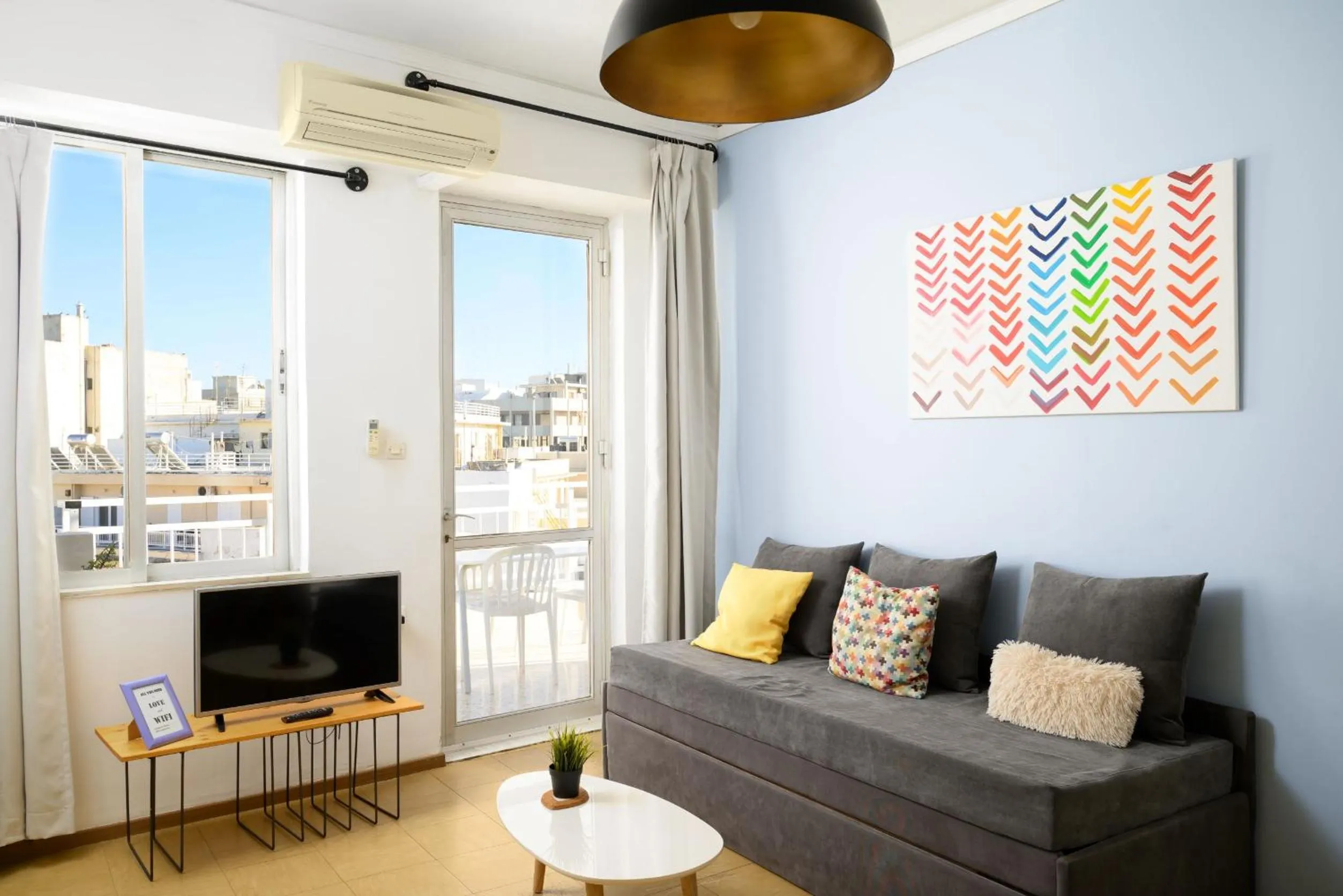 TV and multimedia in Crops Suites