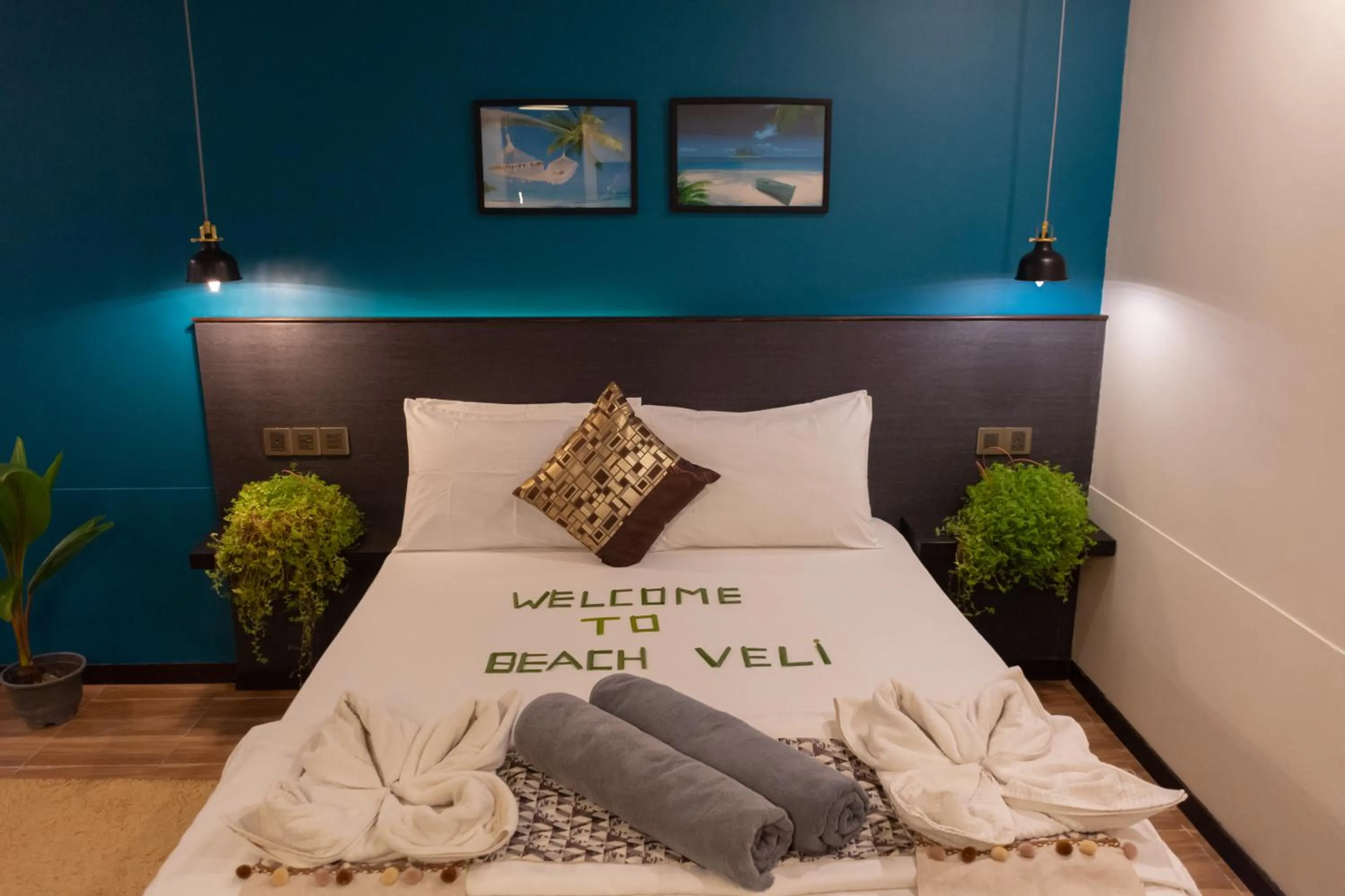 Bed in Beach Veli
