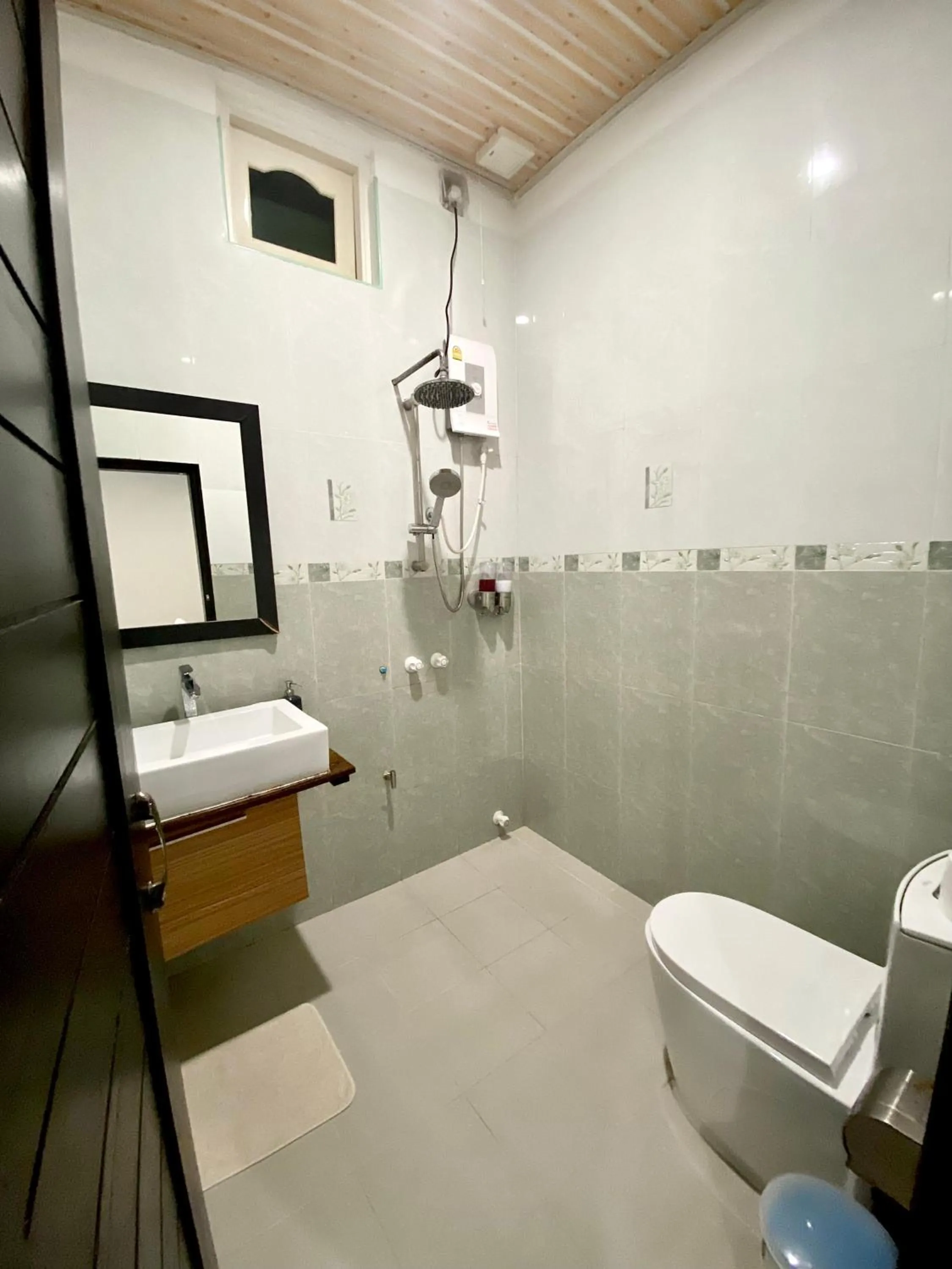 Bathroom in Beach Veli