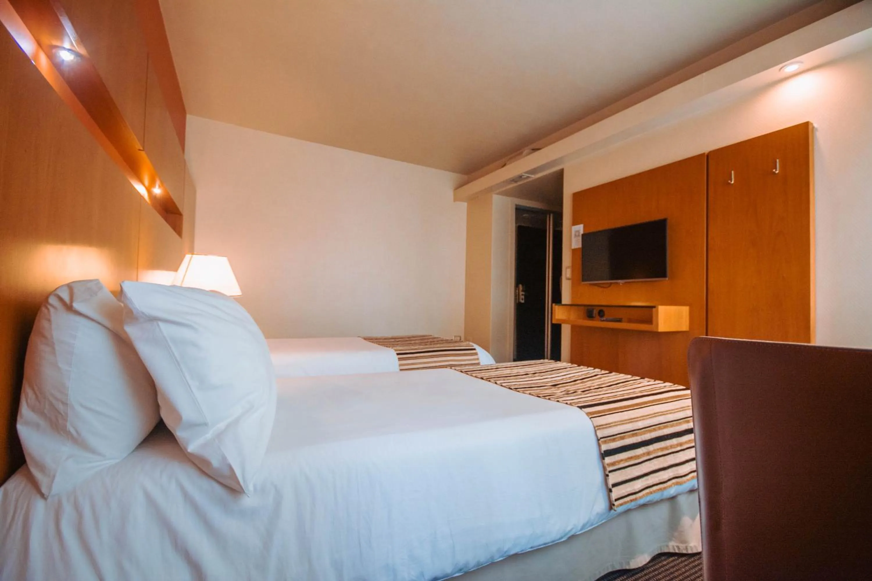 TV and multimedia, Bed in Hotel Spa Republica