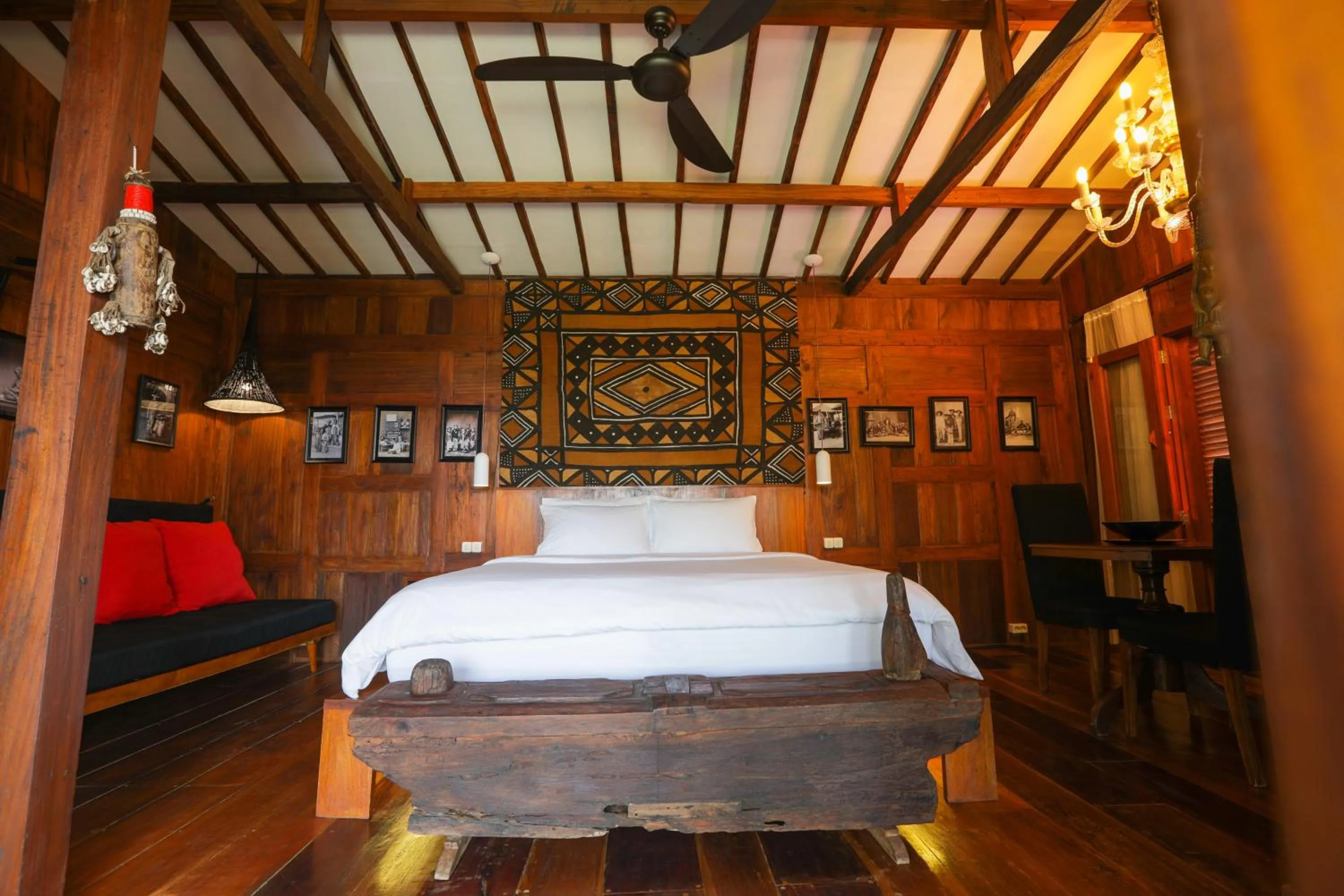 Bed in Joglo Exotico