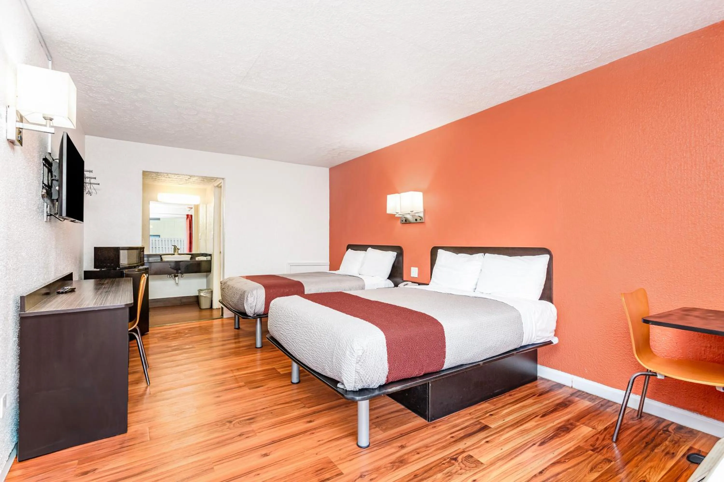 Bedroom, Bed in Relax Inn by OYO Columbus OH I 70