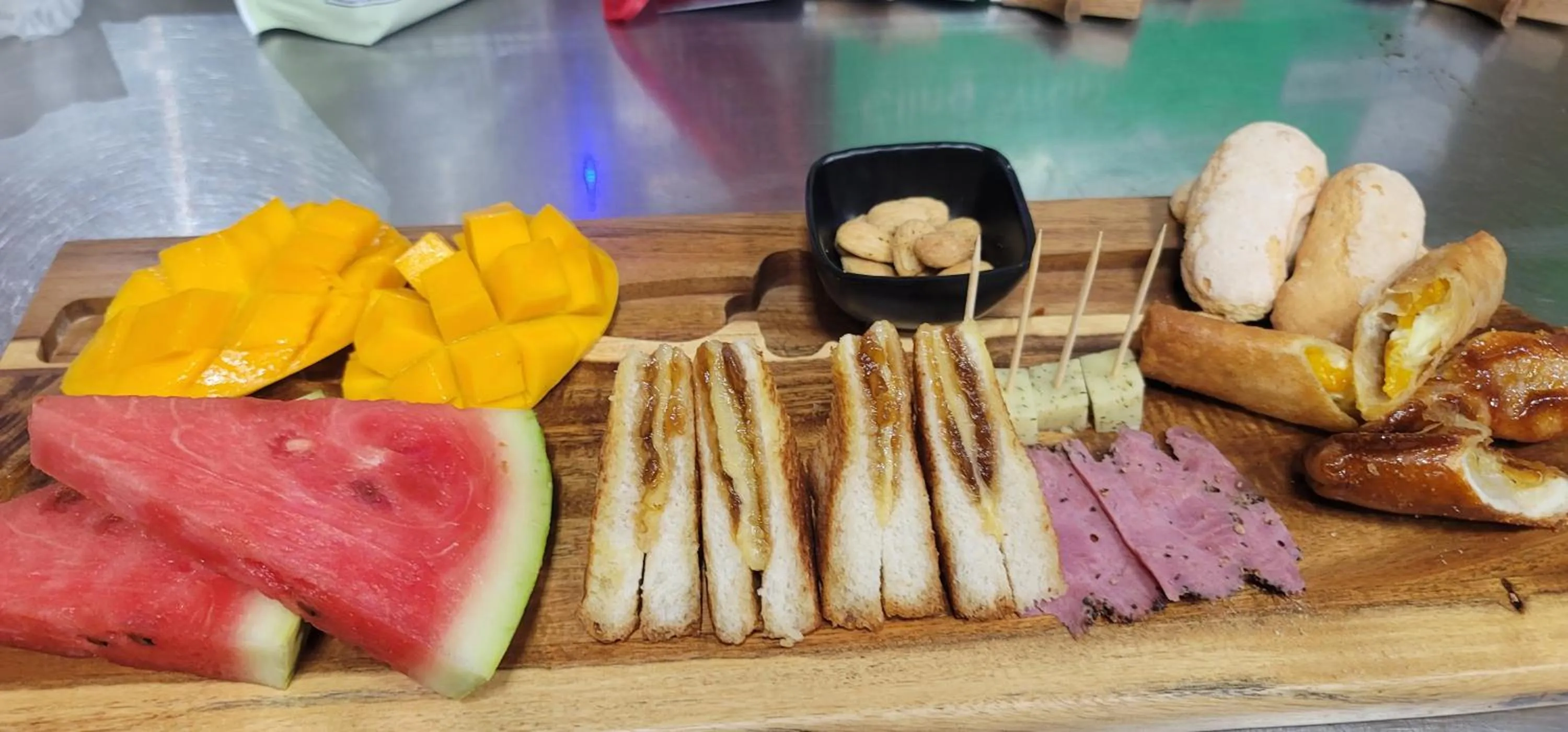 Cebu Dulcinea Hotel and Suites-MACTAN AIRPORT HOTEL