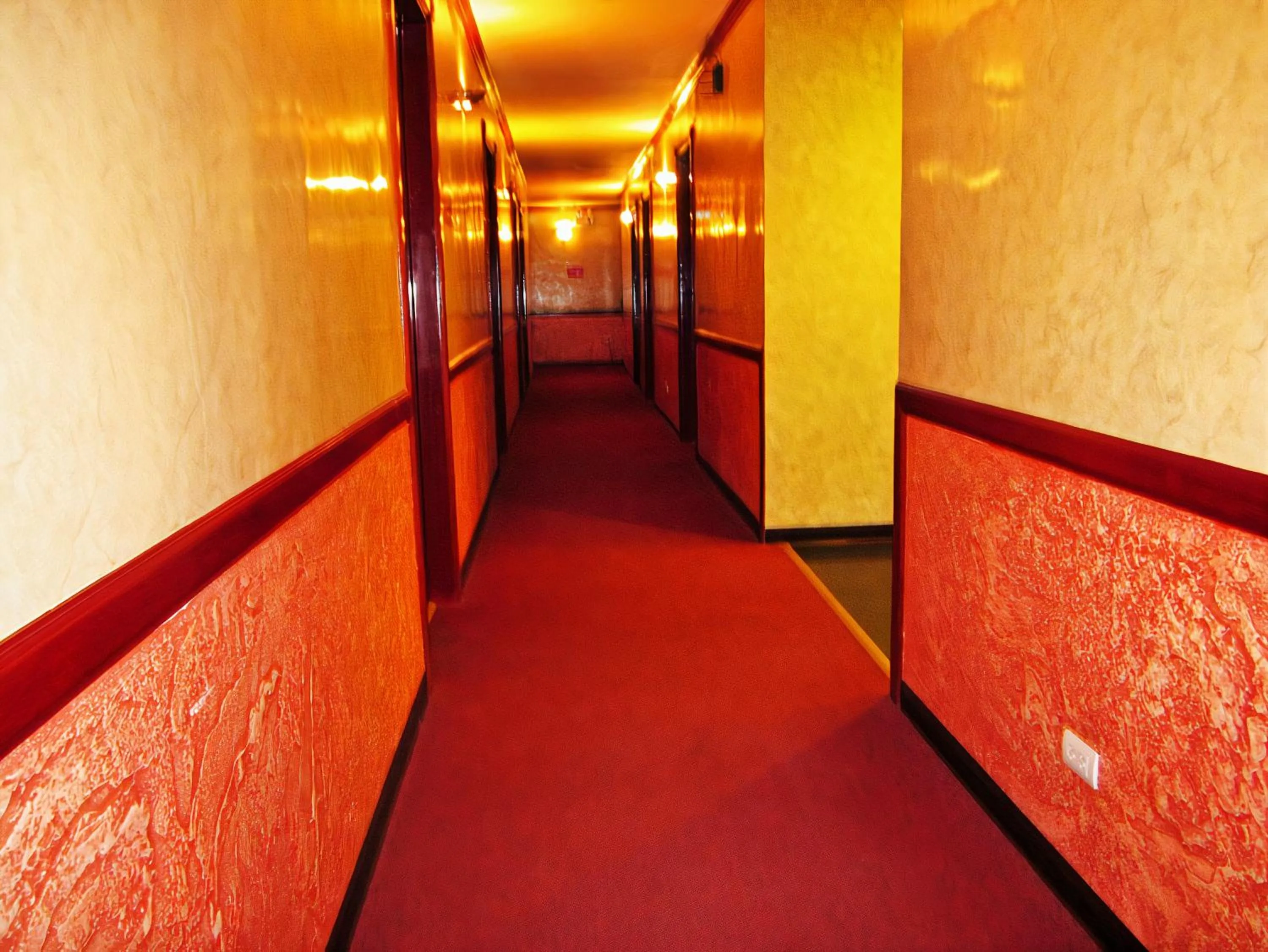 Property building in Cebu Dulcinea Hotel and Suites-MACTAN AIRPORT HOTEL