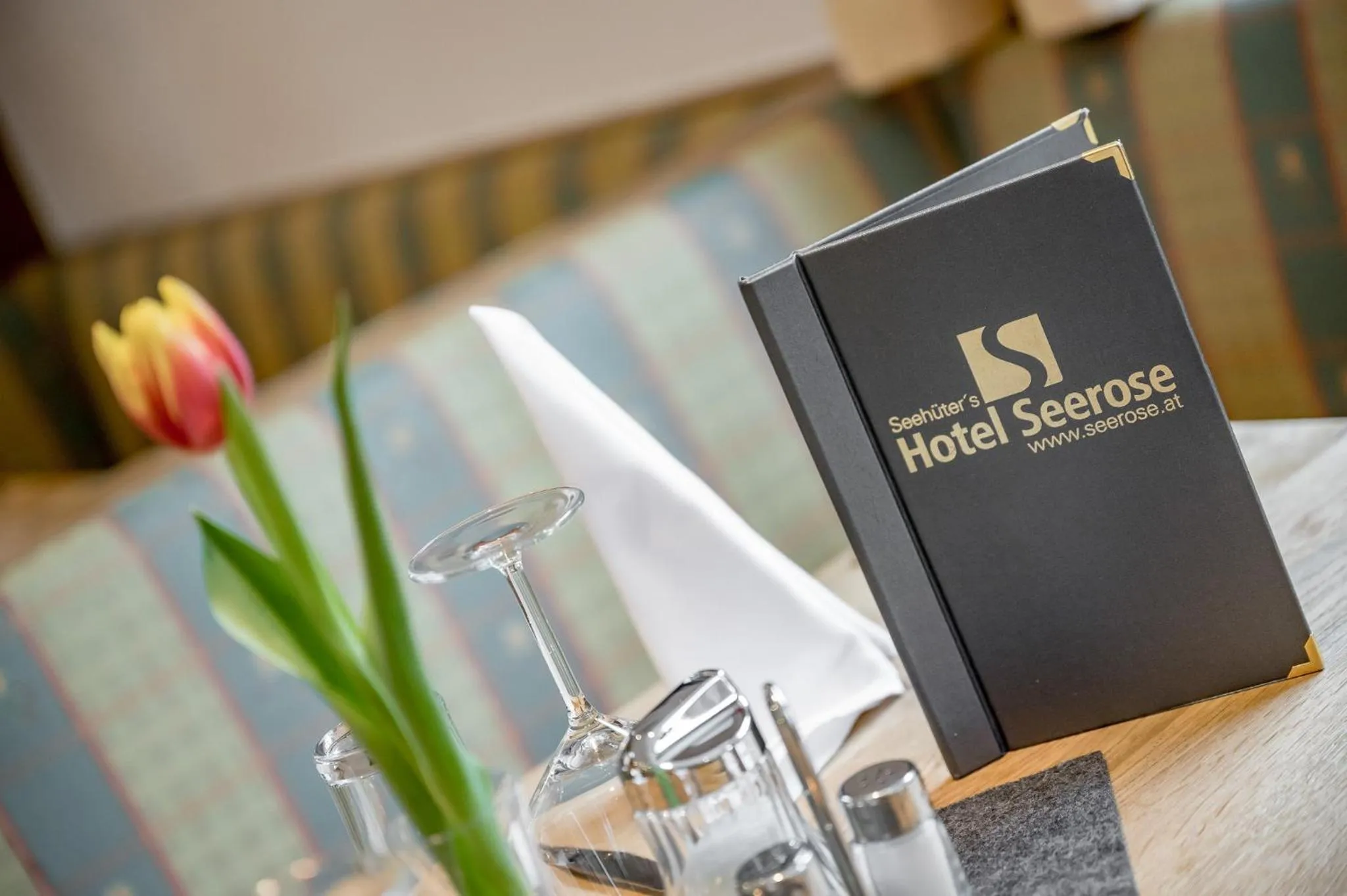 Property logo or sign in Seehüter's Hotel Seerose