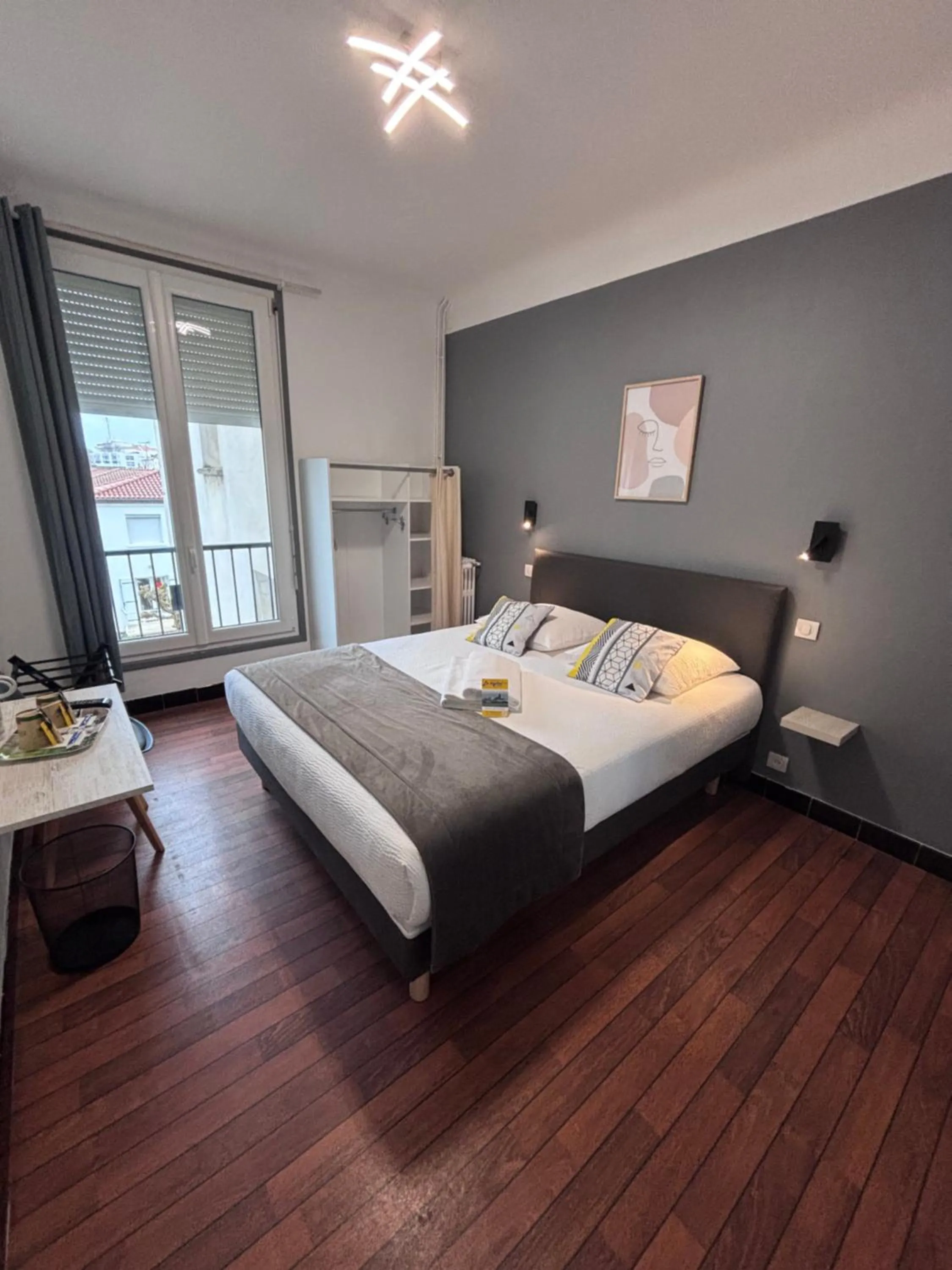 Bed in Crystal Hotel