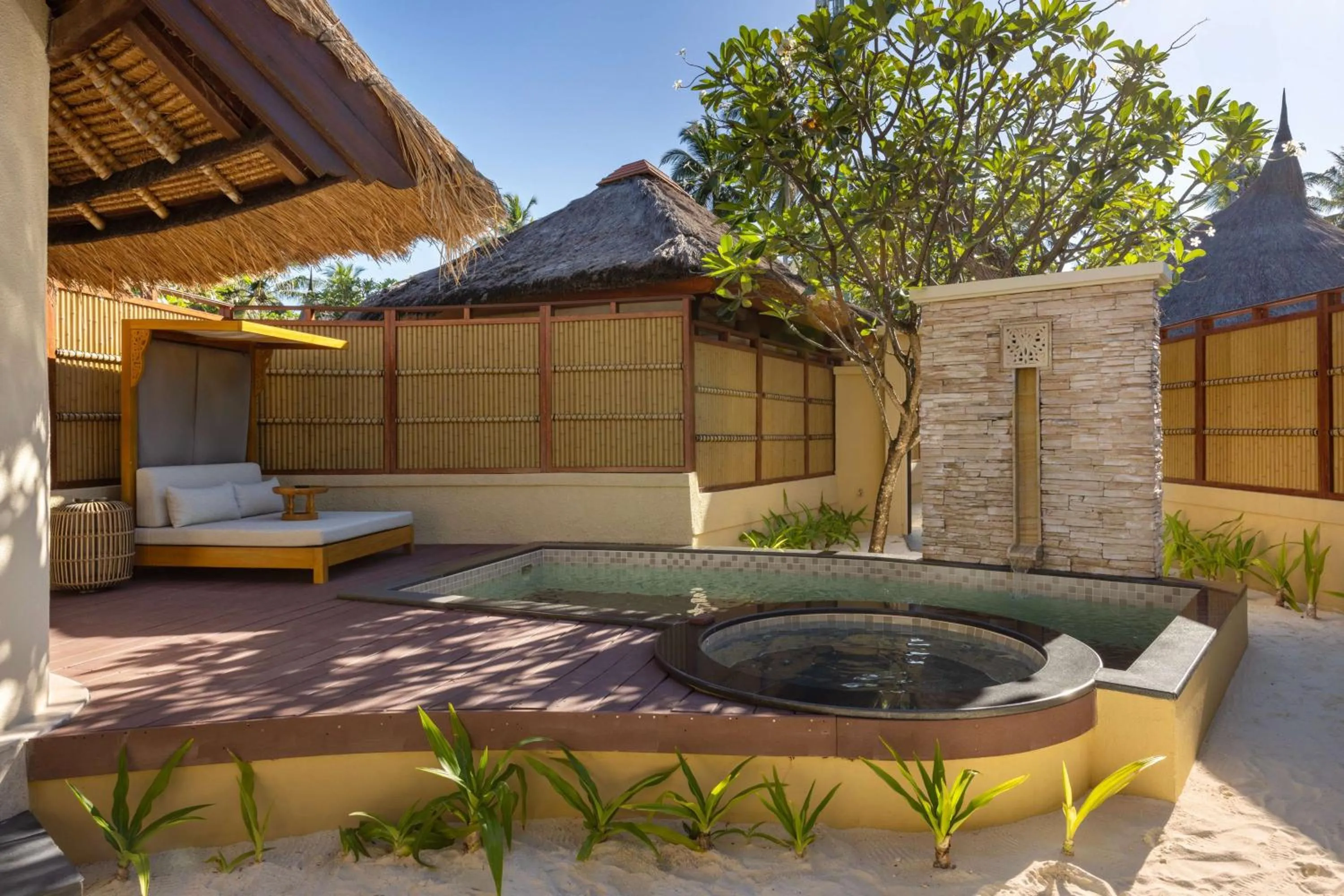 Balcony/Terrace in Banyan Tree Vabbinfaru