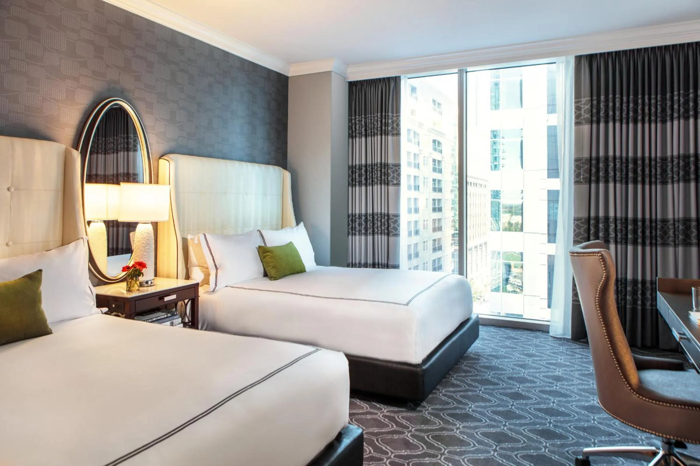 Photo of the whole room, Bed in Kimpton Tryon Park Hotel by IHG