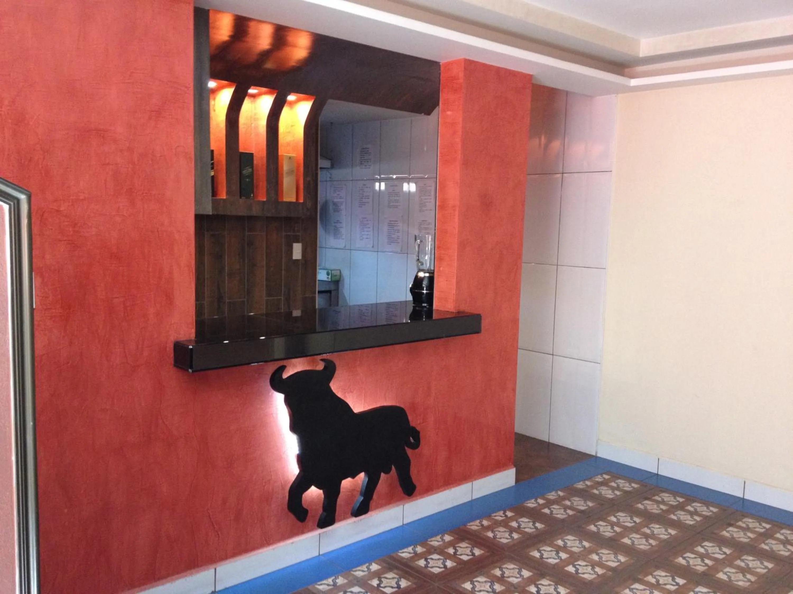 Communal lounge/ TV room in Hotel & Villas 7