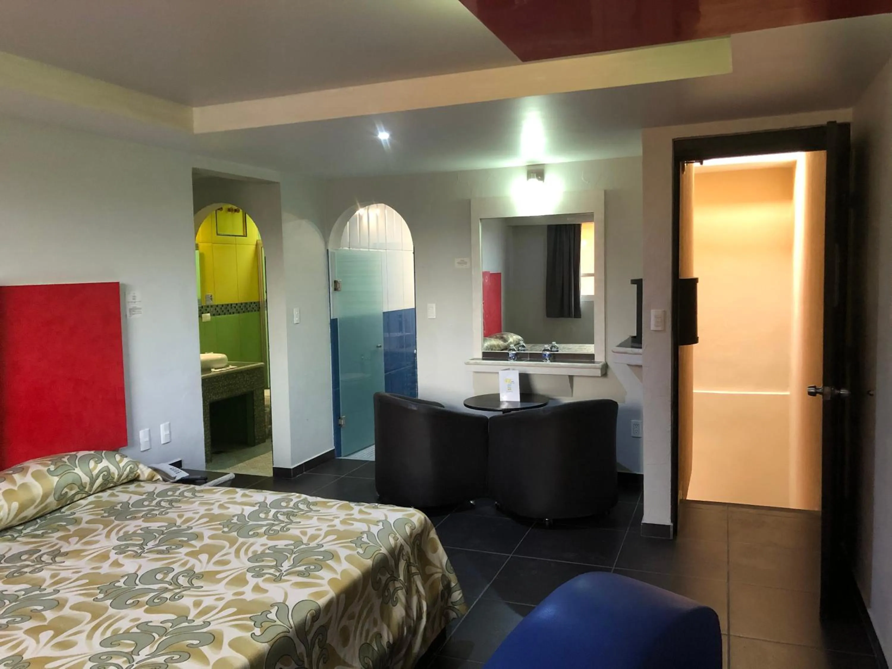 Photo of the whole room, Bed in Hotel & Villas 7