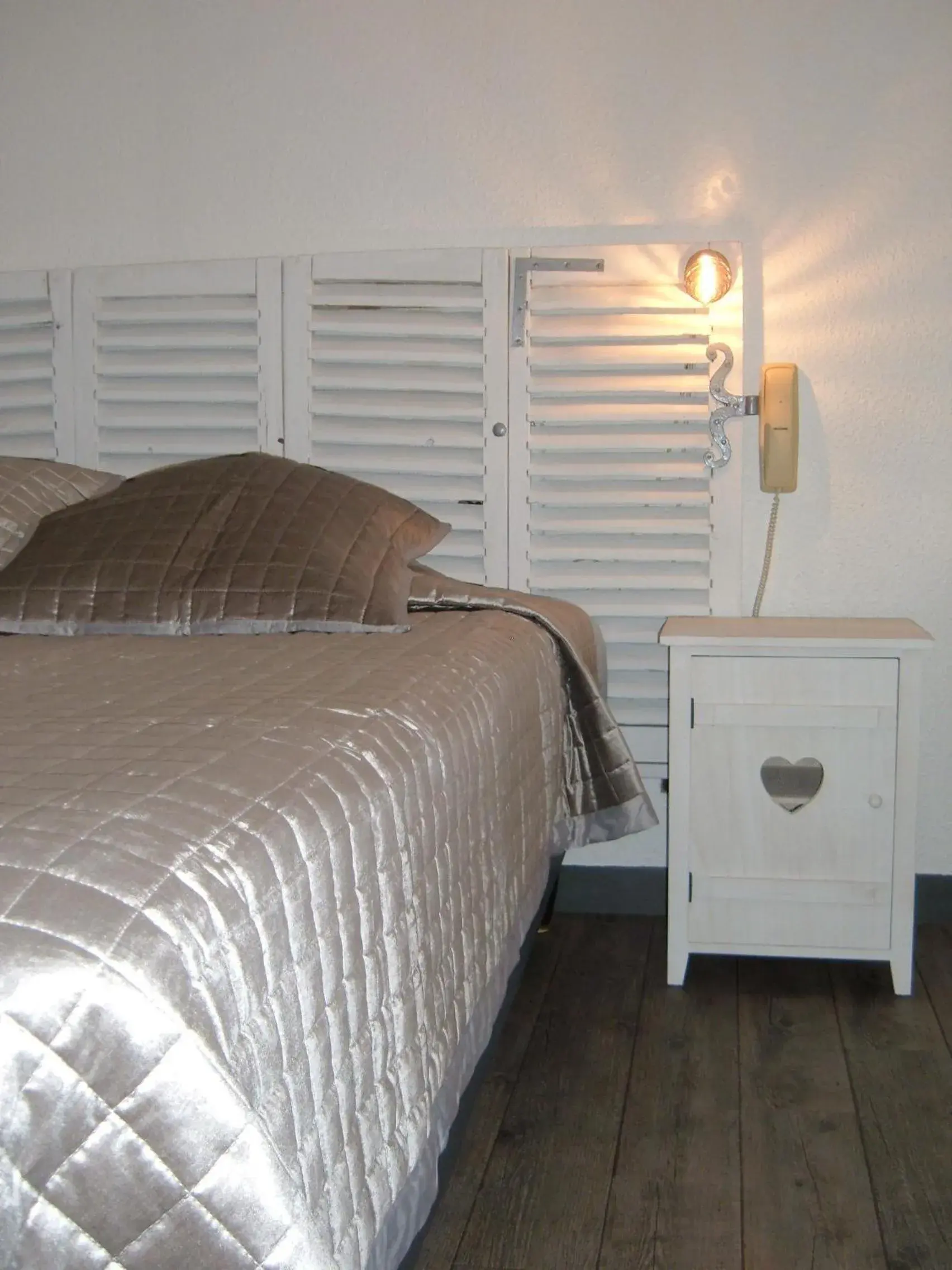 Triple Room with Garden View in Le Parasol Triple Room with Garden View in Le Parasol