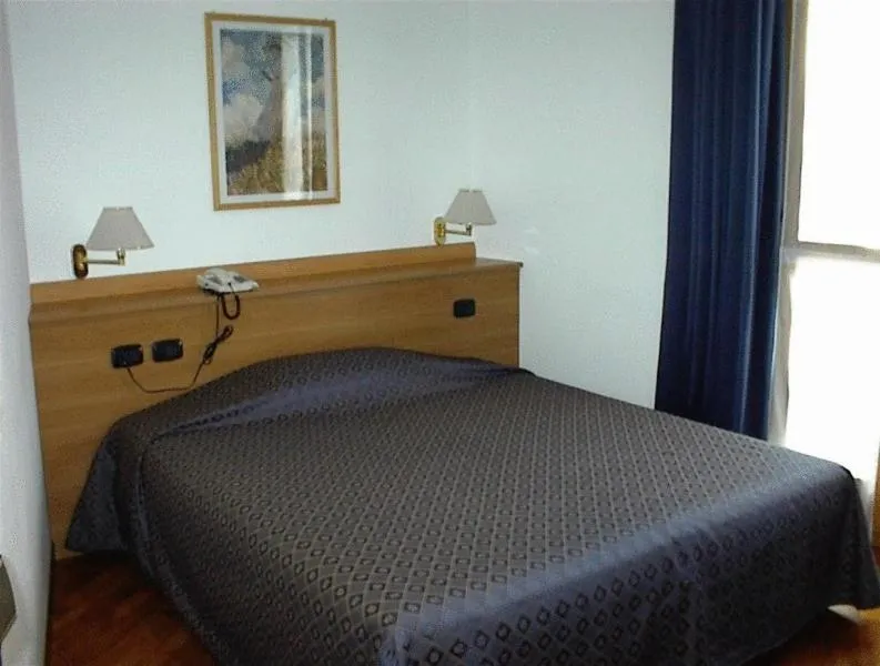 Bedroom, Bed in Ristorante Locanda Milano