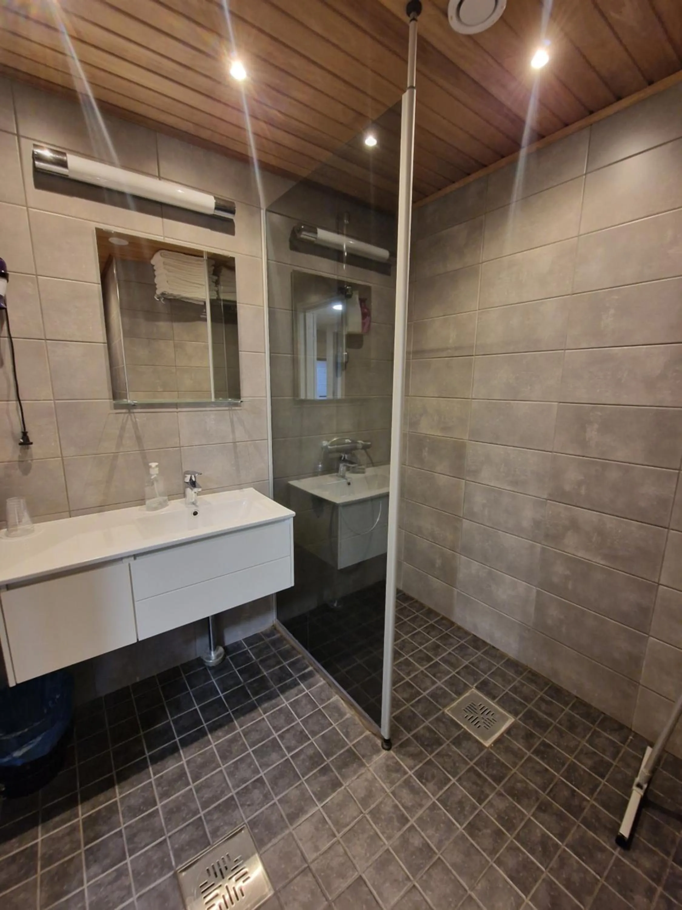 Shower in Sport Hotel Kantri