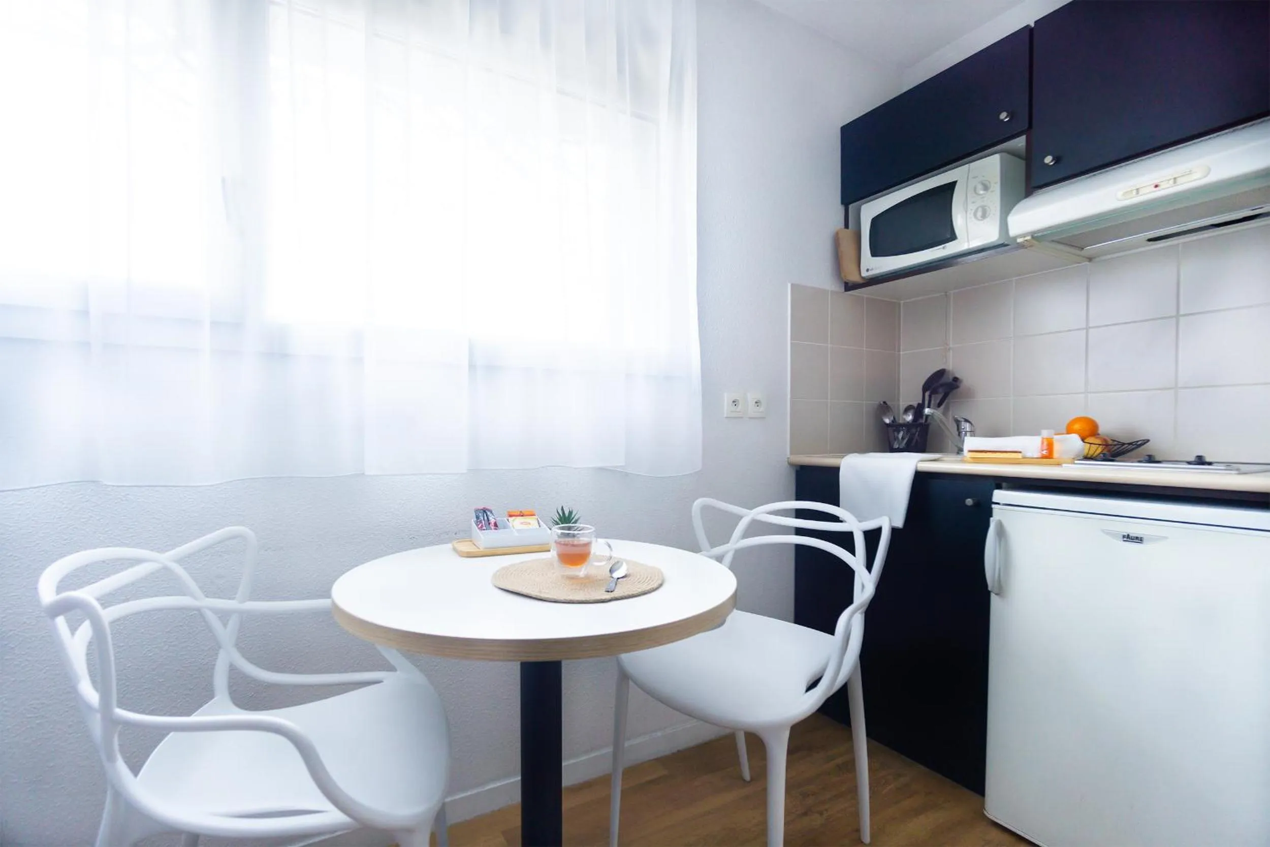 Dining area in City Résidence Bordeaux Centre