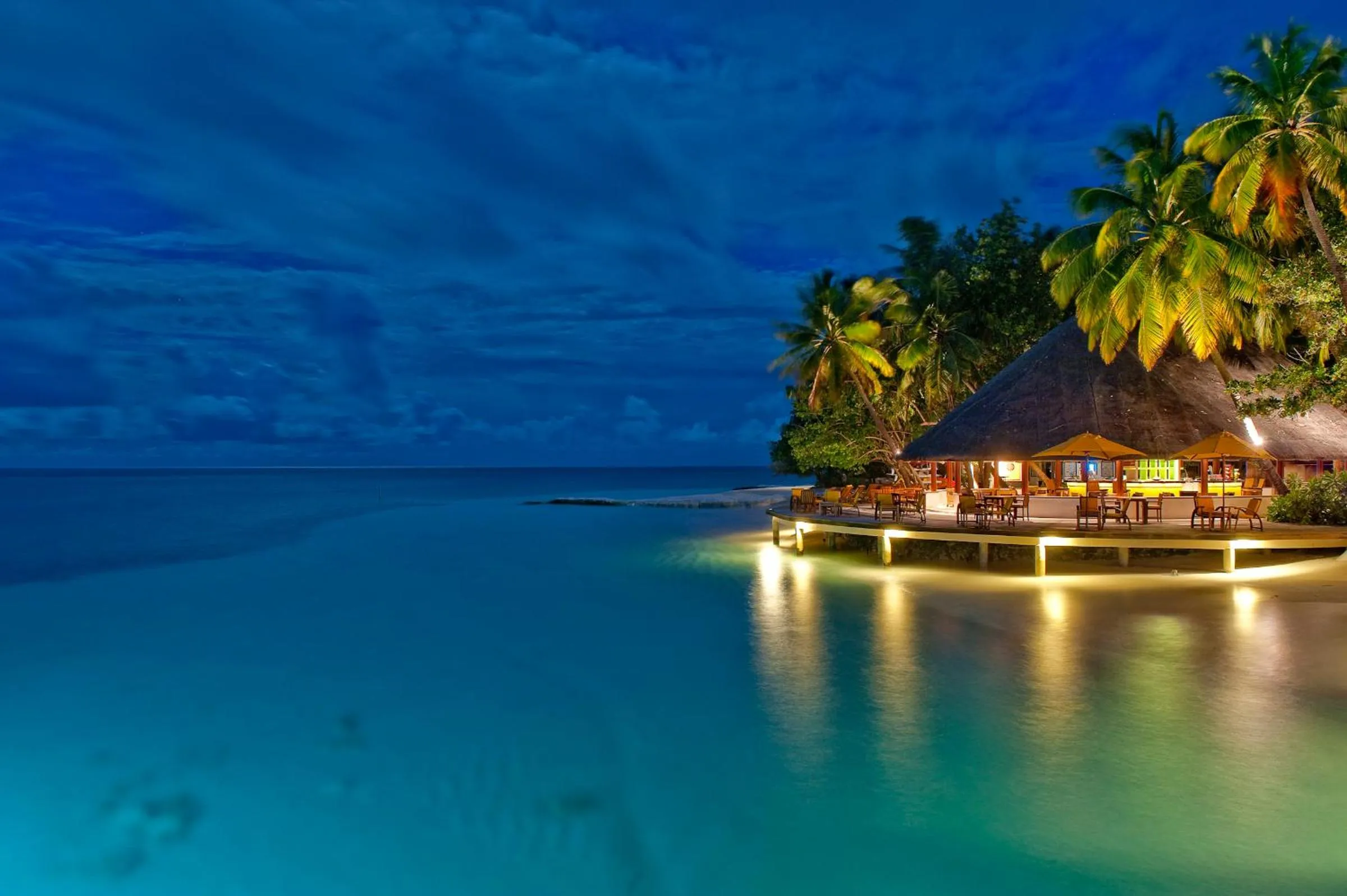 Restaurant/places to eat in Dhawa Ihuru, part of Banyan Group