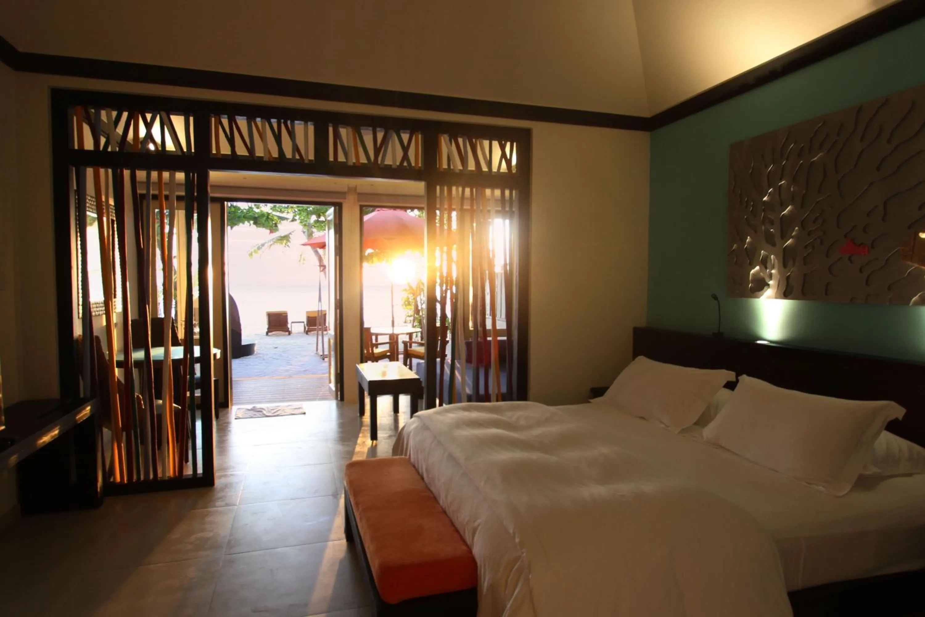 Bed in Dhawa Ihuru, part of Banyan Group