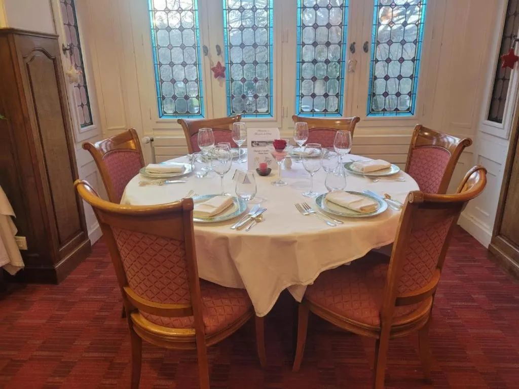 La Villa Bois Joli HOTEL RESTAURANT