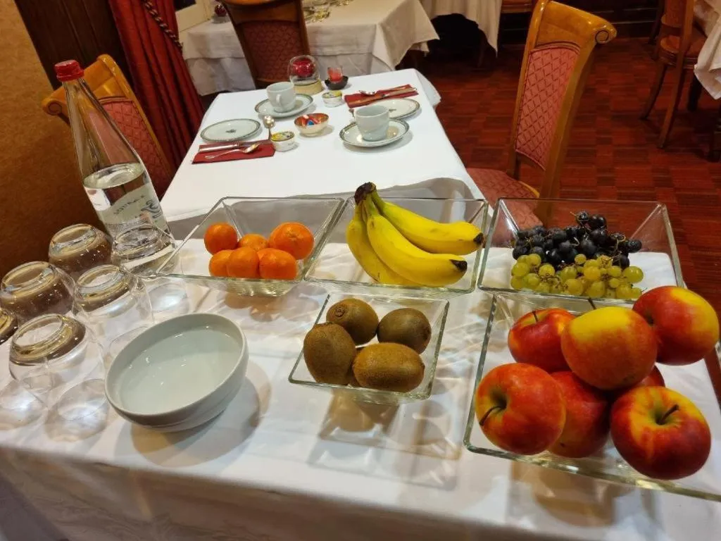 Restaurant/places to eat in La Villa Bois Joli HOTEL RESTAURANT