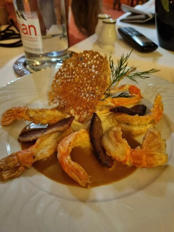 Restaurant/places to eat in La Villa Bois Joli HOTEL RESTAURANT