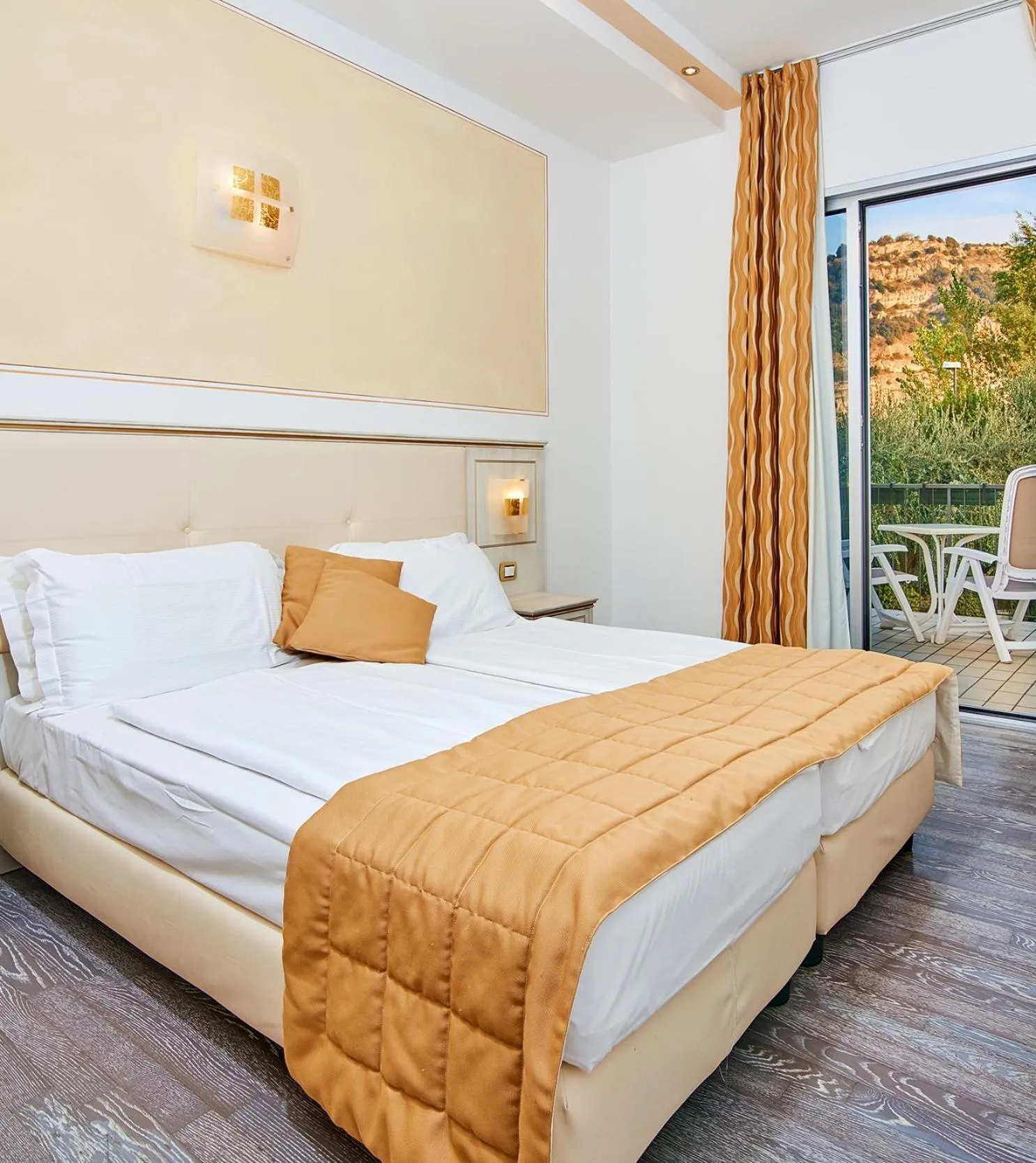 Bedroom, Bed in Hotel Lido Blu - Surf & Bike